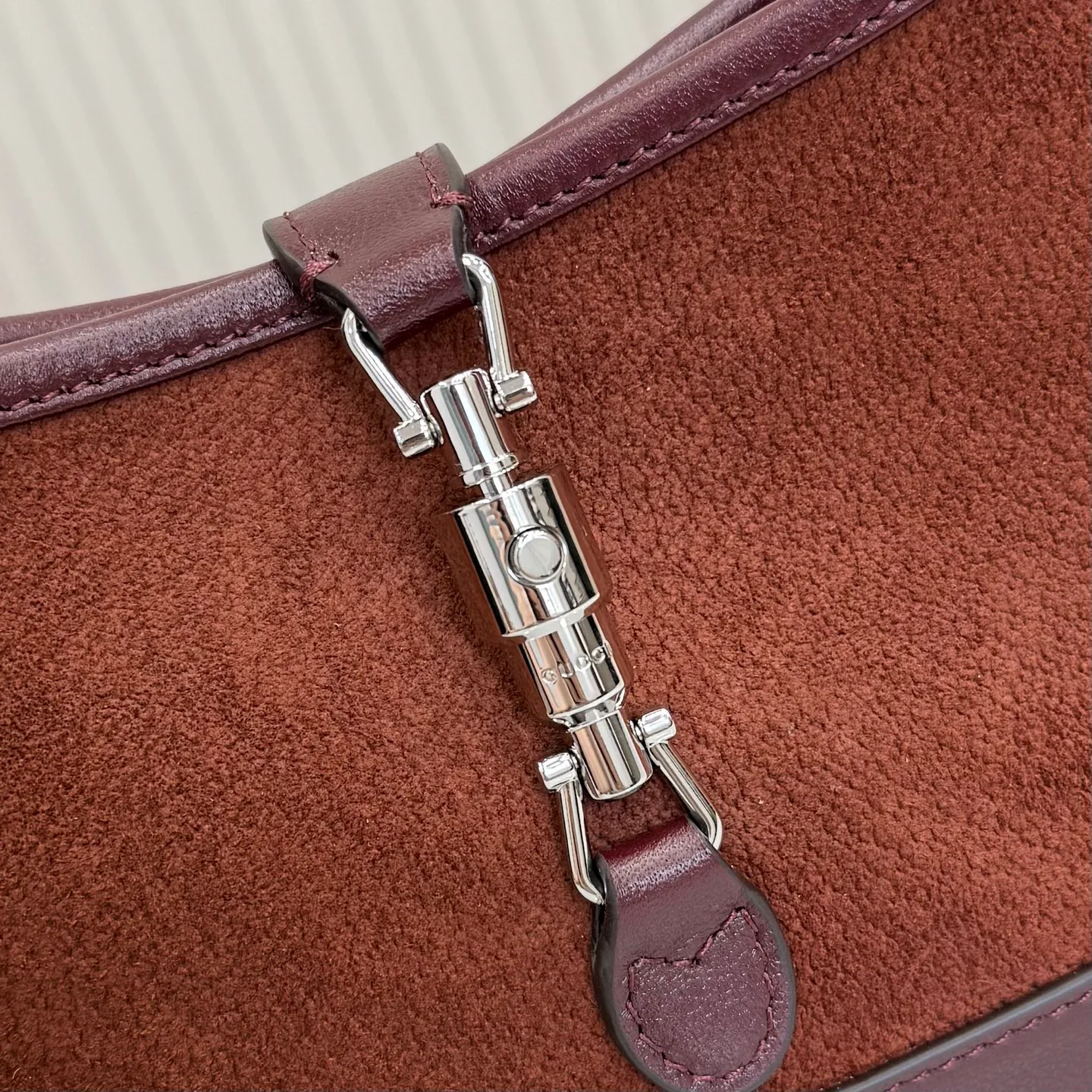 Классические Сумки Женские Gucci 17366994