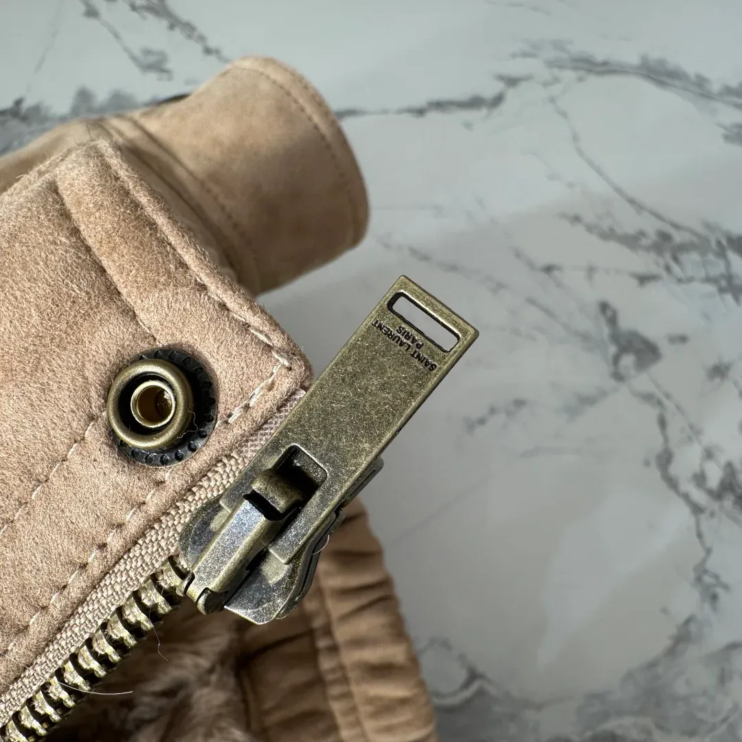 Куртки И Пуховики Женские Saint Laurent 450422