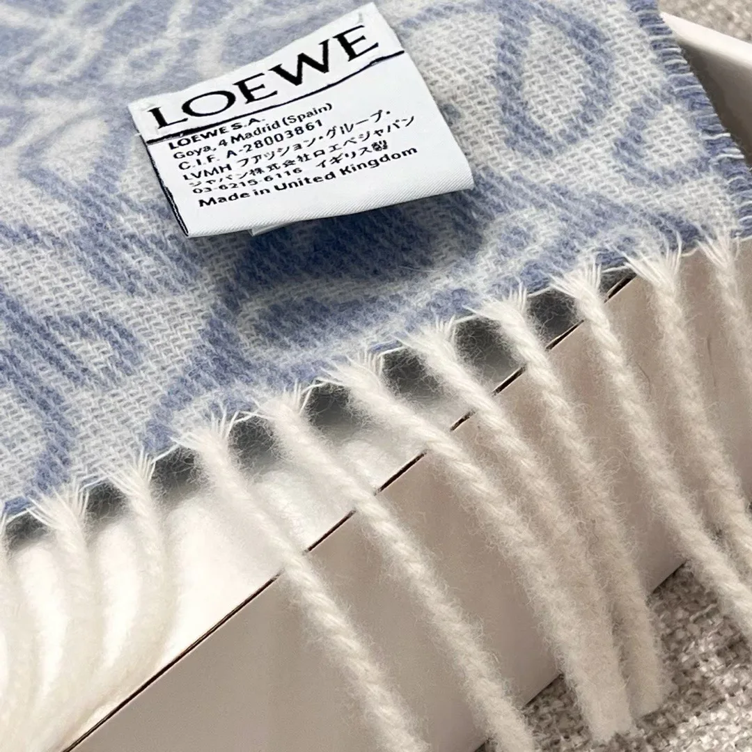 Шарфы Loewe 1248235