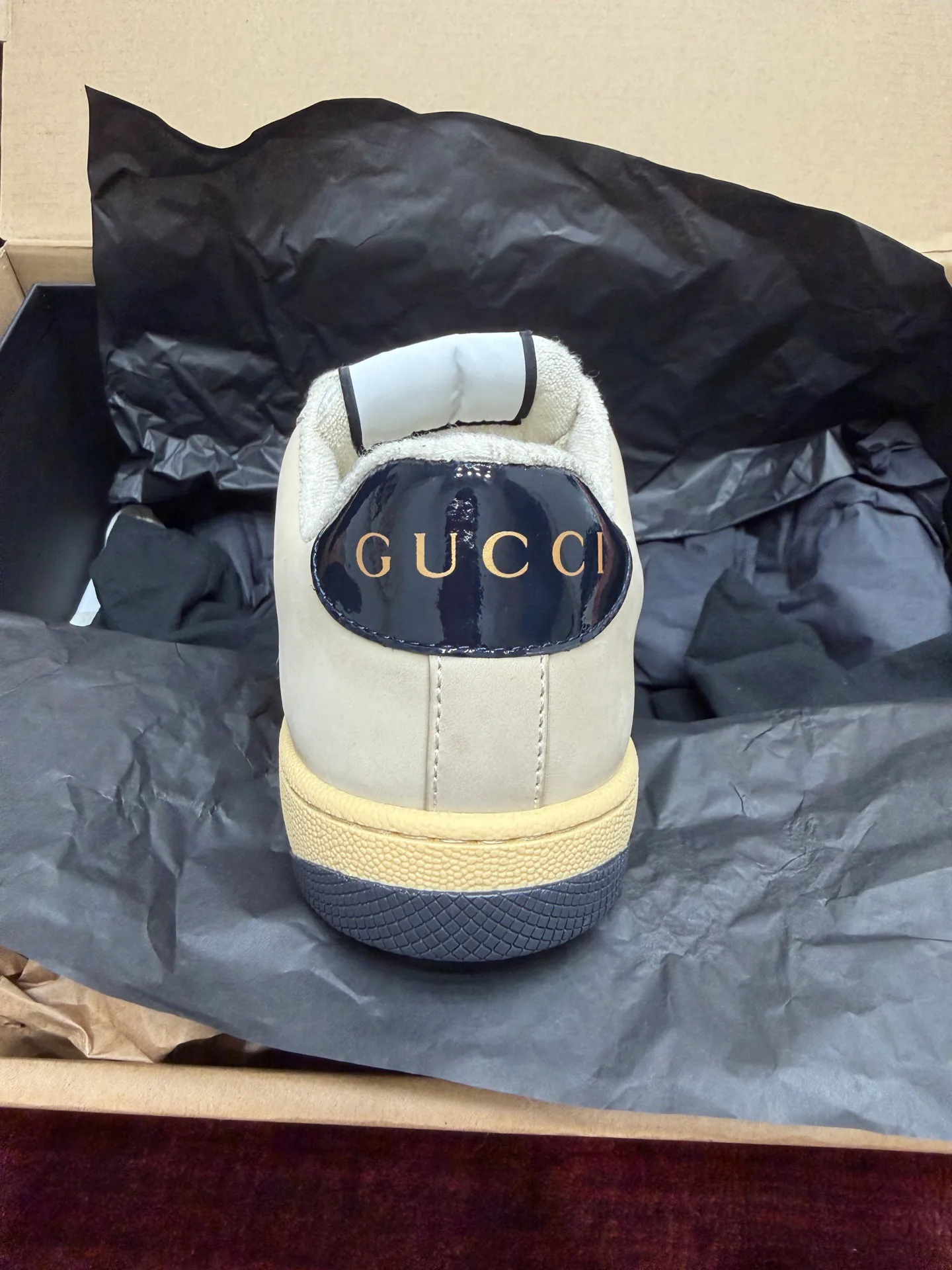 Кроссовки Женские Gucci 18995194