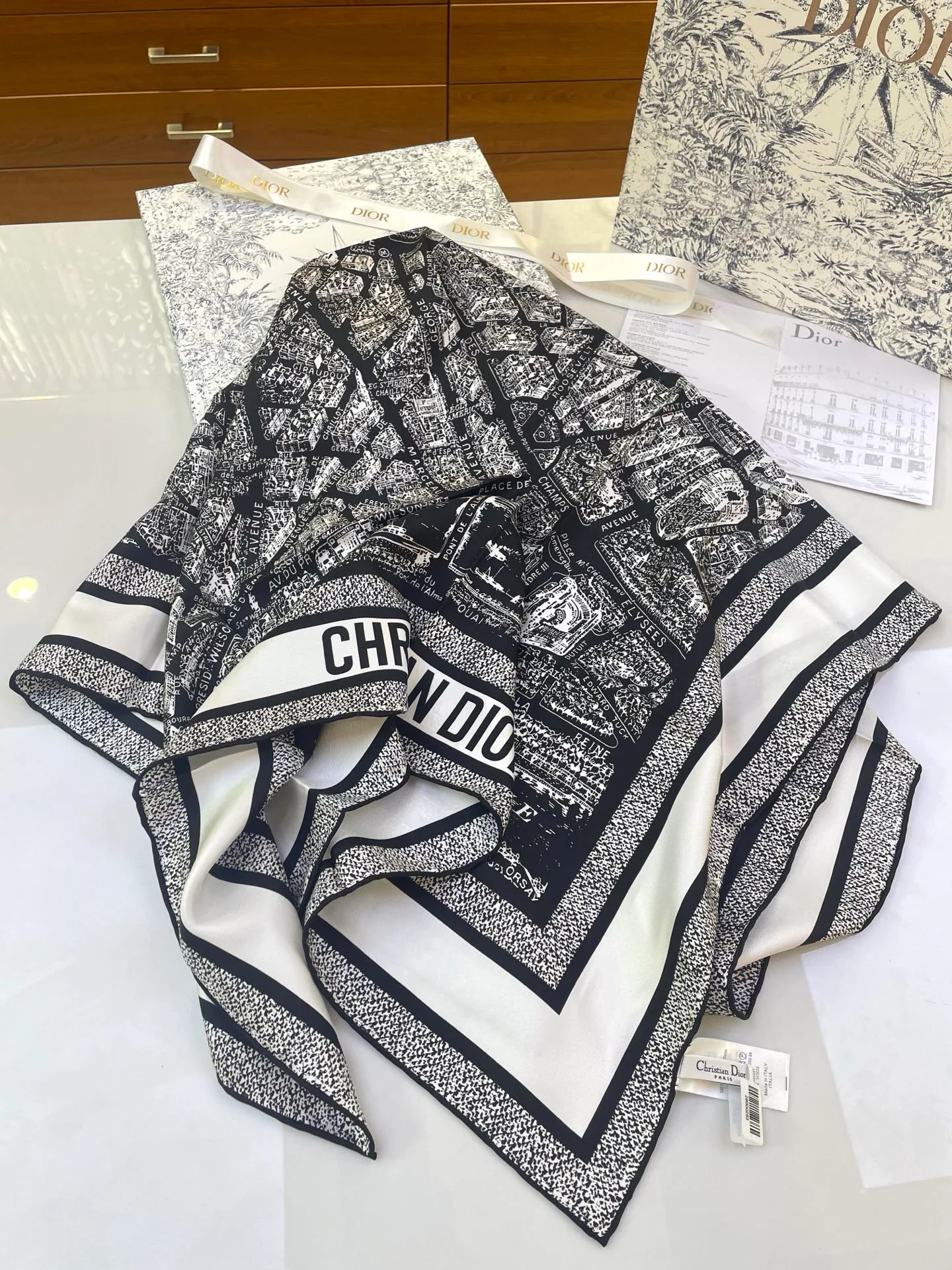 Платки Christian Dior 9886891