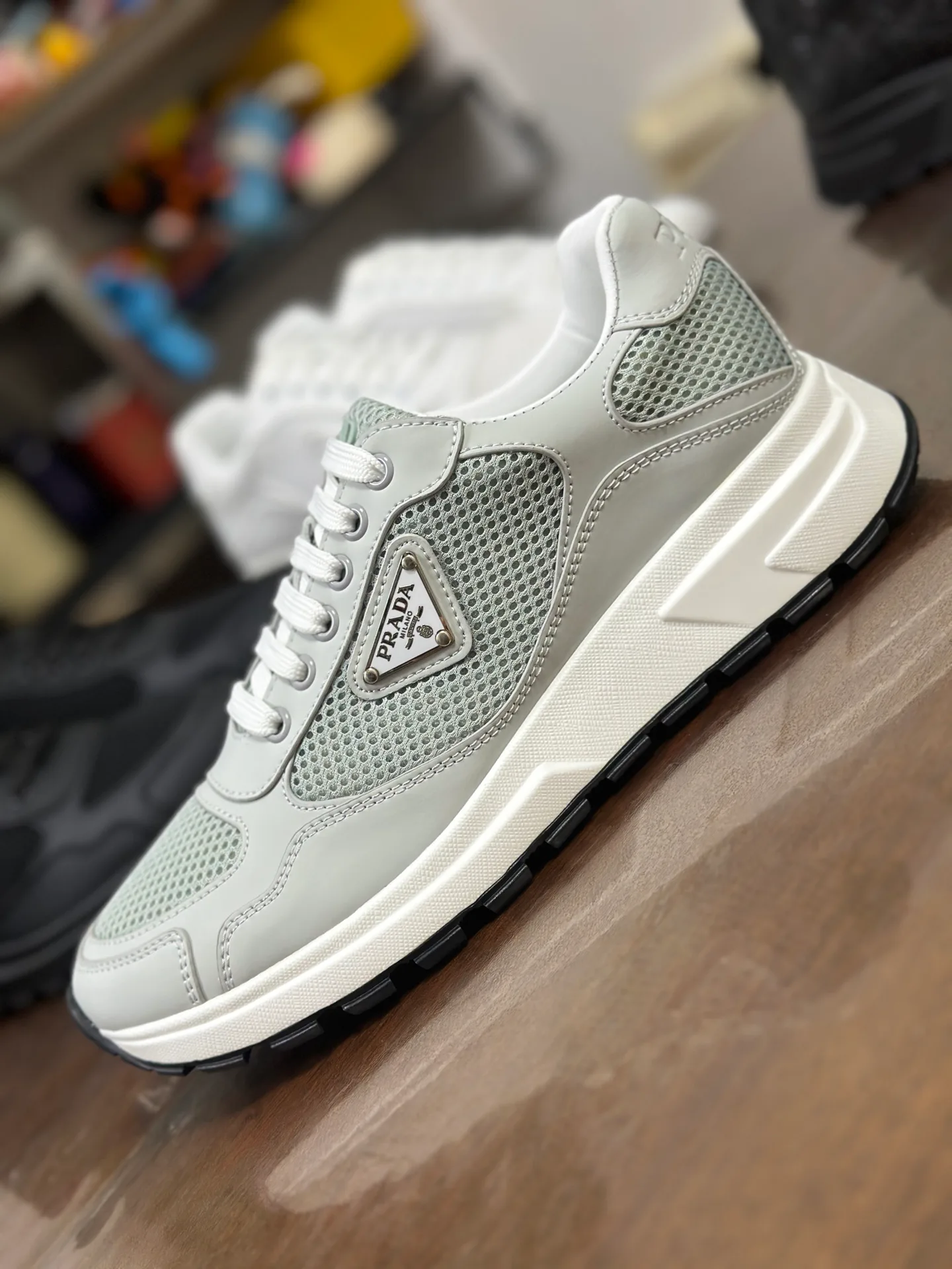 Кроссовки Женские Prada 10456790