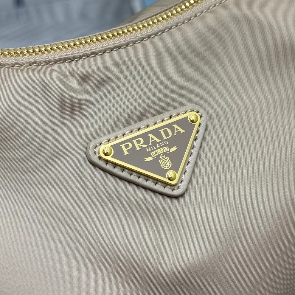 Сумки На Ремне Женские Prada 12583846