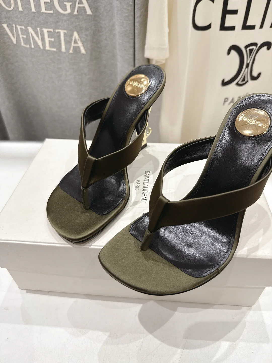 Босоножки Женские Saint Laurent 11623325