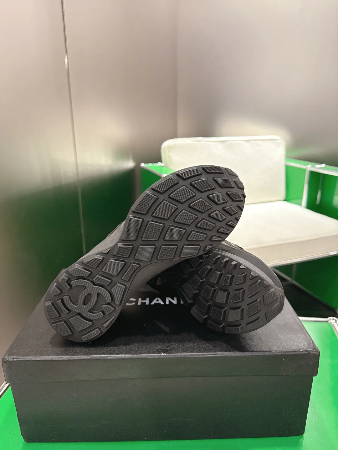 Кроссовки Женские Chanel 524254