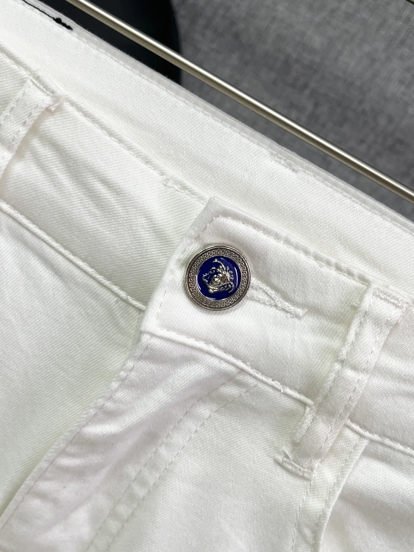 Джинсы Мужские Versace 18097875