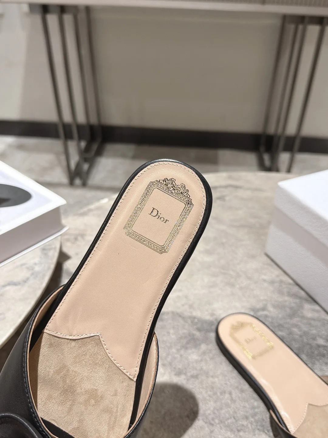 Босоножки Женские Christian Dior 17604619
