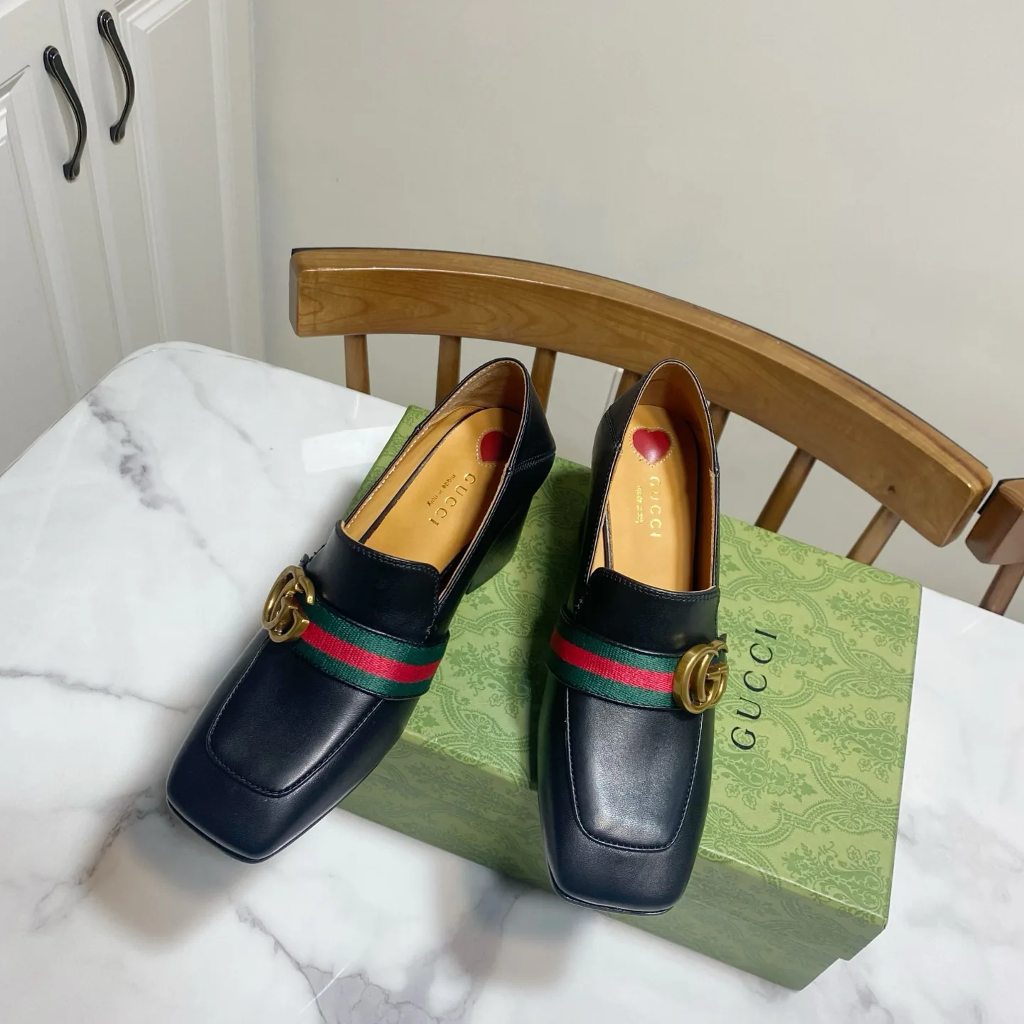 Туфли Женские Gucci 842920