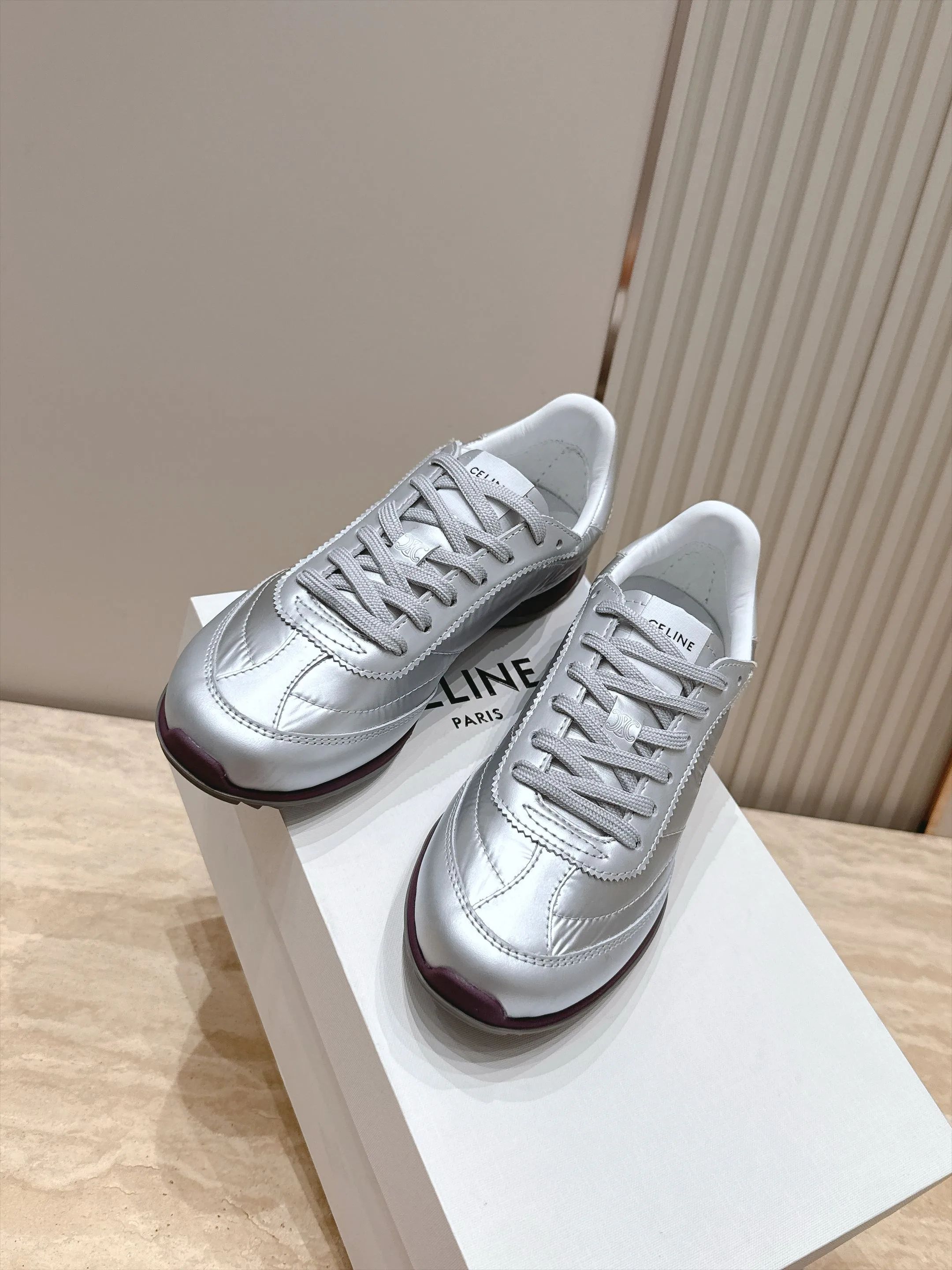 Кроссовки Женские Celine 18420780