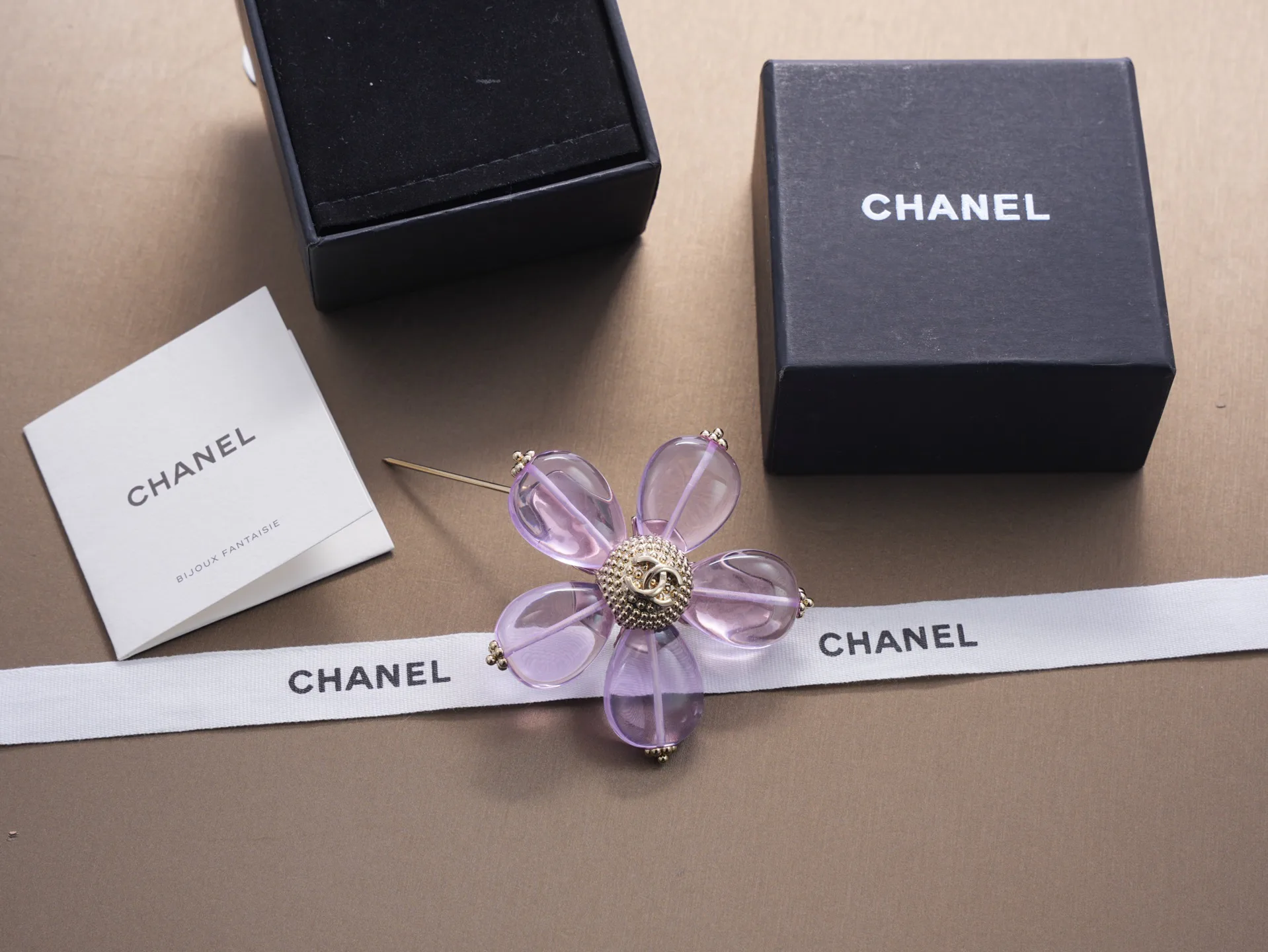 Бижутерия Chanel 5444536