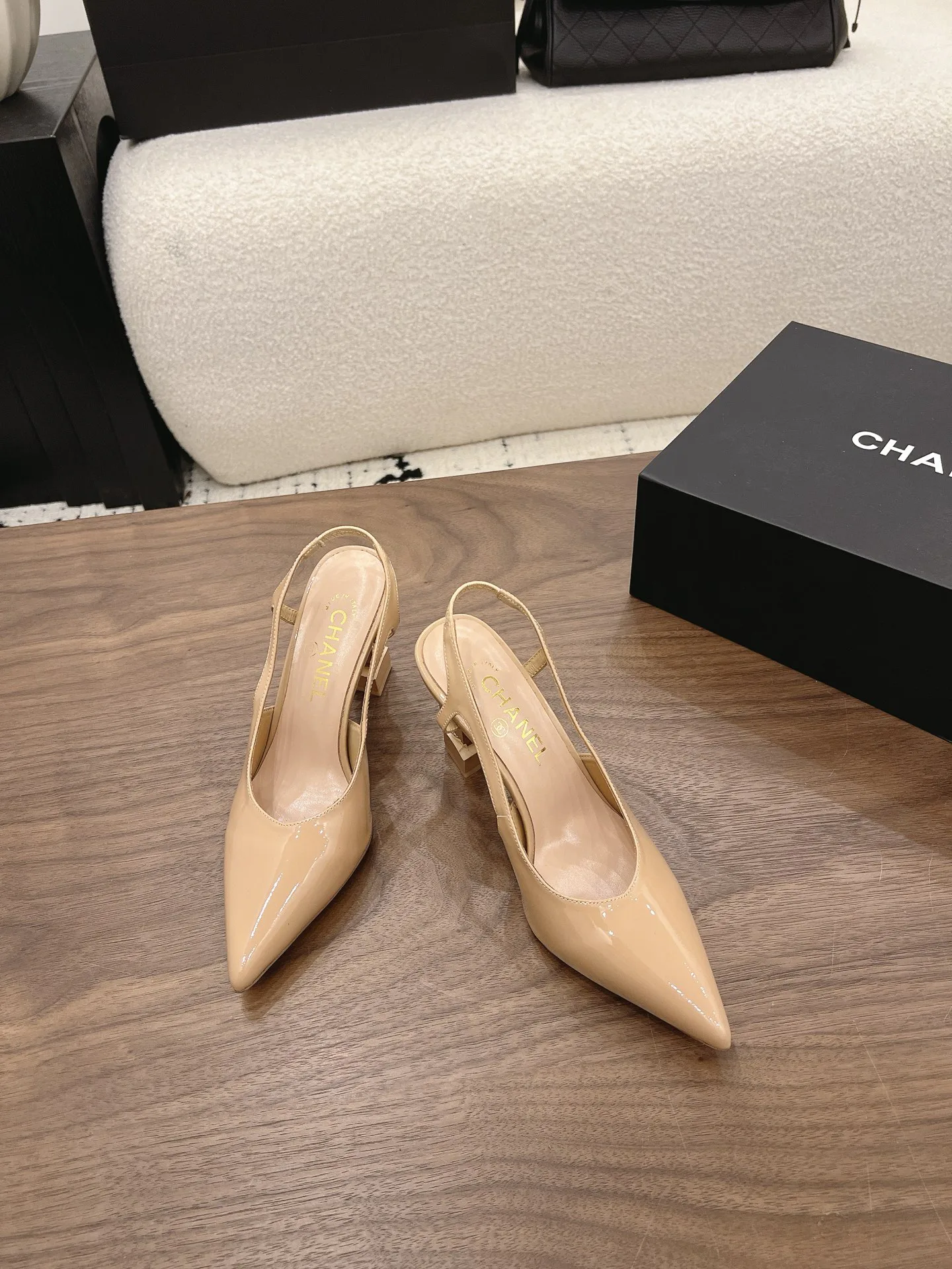 Туфли Женские Chanel 16931470