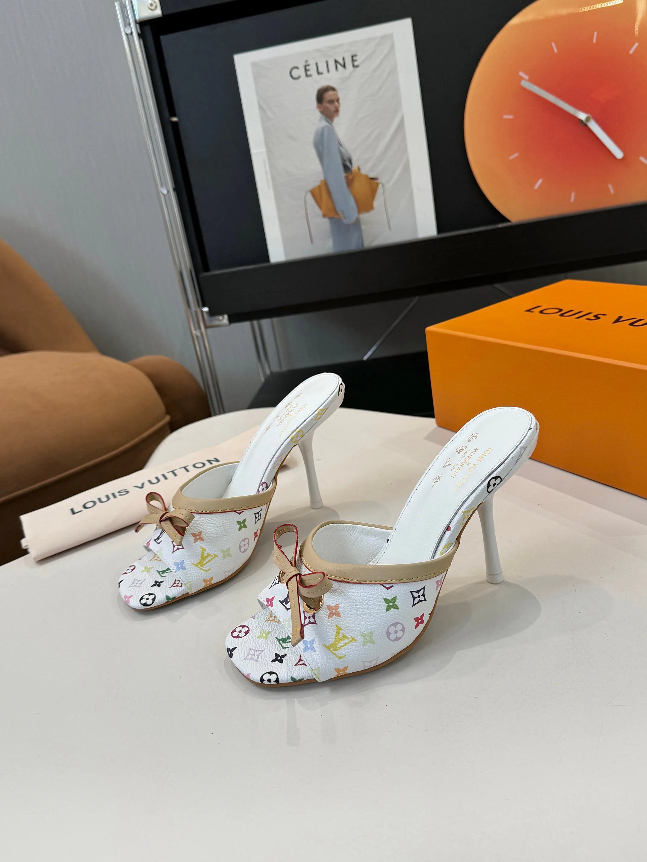 Босоножки Женские Louis Vuitton 11190676