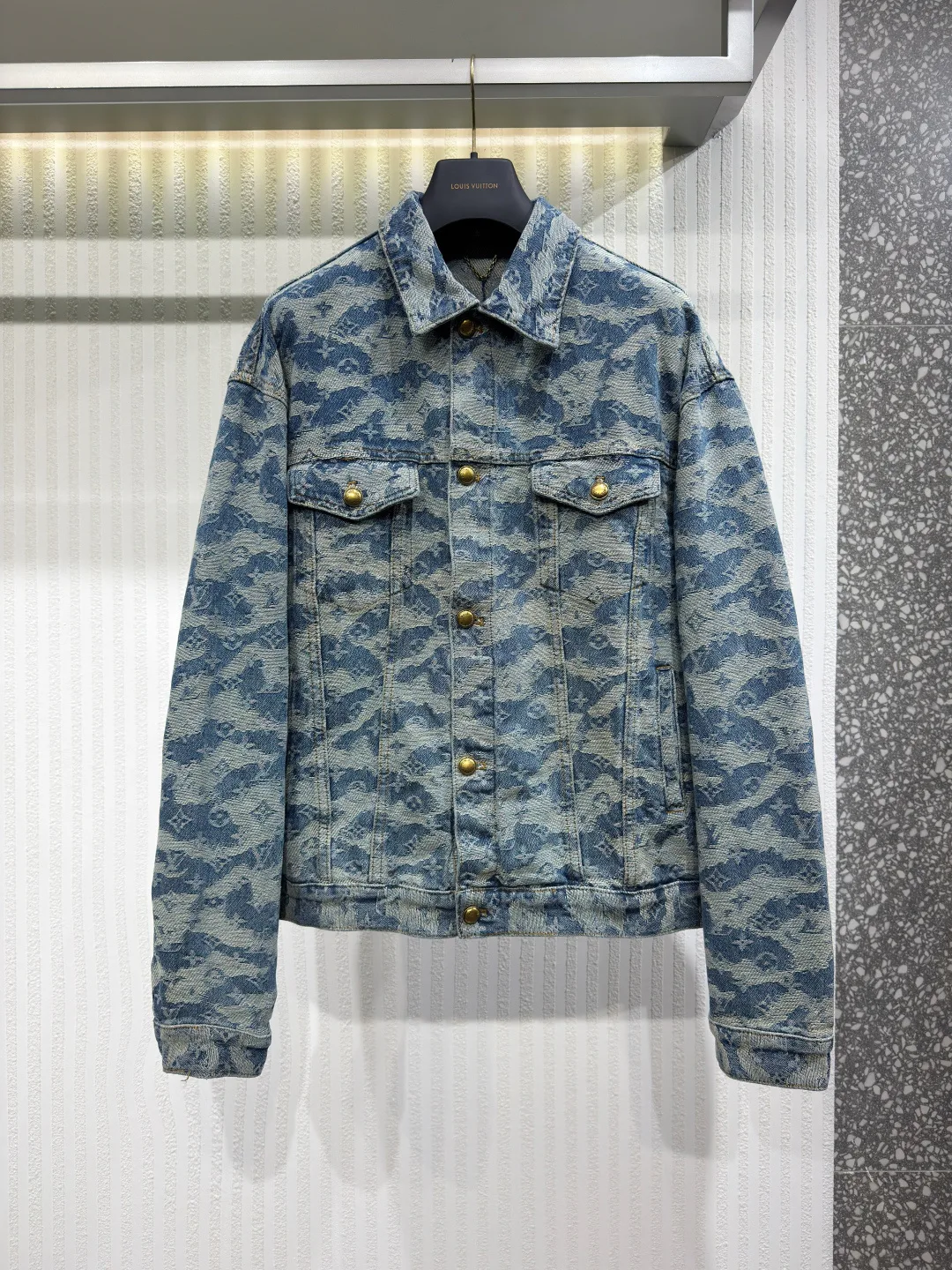 Куртки И Пуховики Мужские Louis Vuitton 11654593