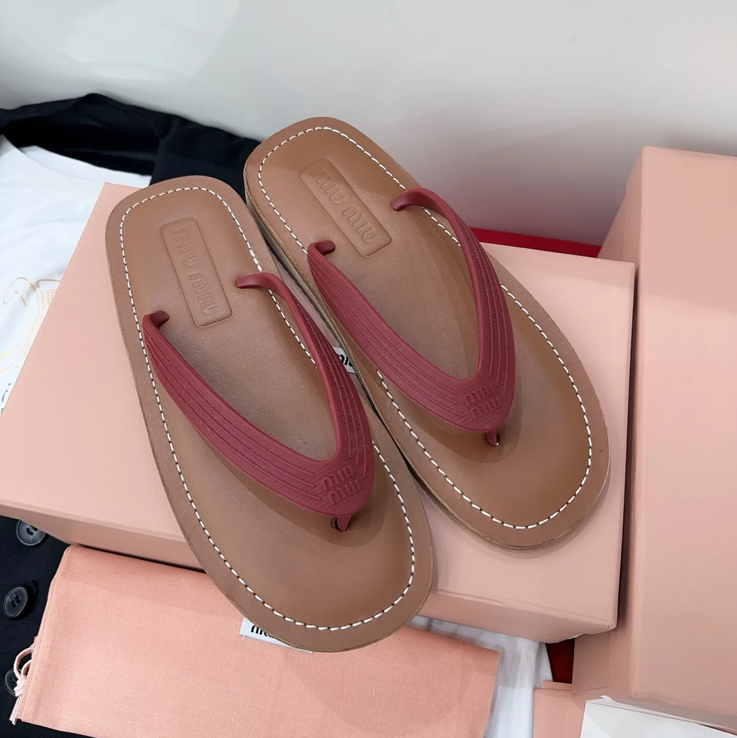 Шлепанцы Женские Miu Miu 12859284