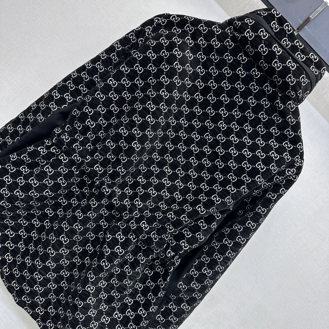 Куртки И Пуховики Женские Gucci 785439