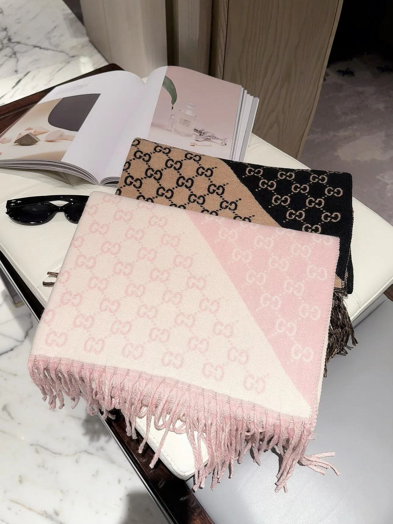 Шарфы Gucci 18322641