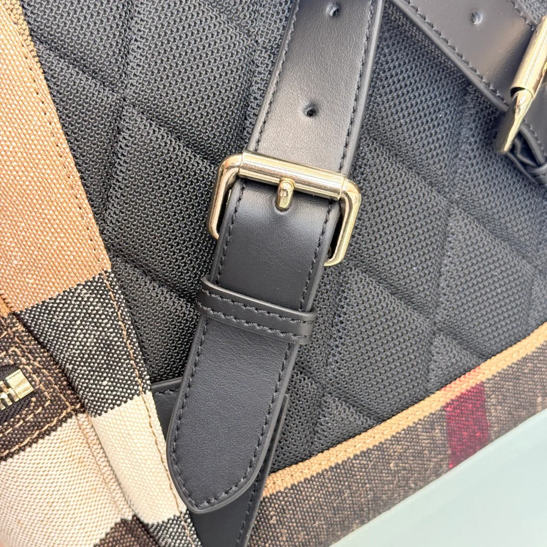 Рюкзаки Женские Burberry 17483289