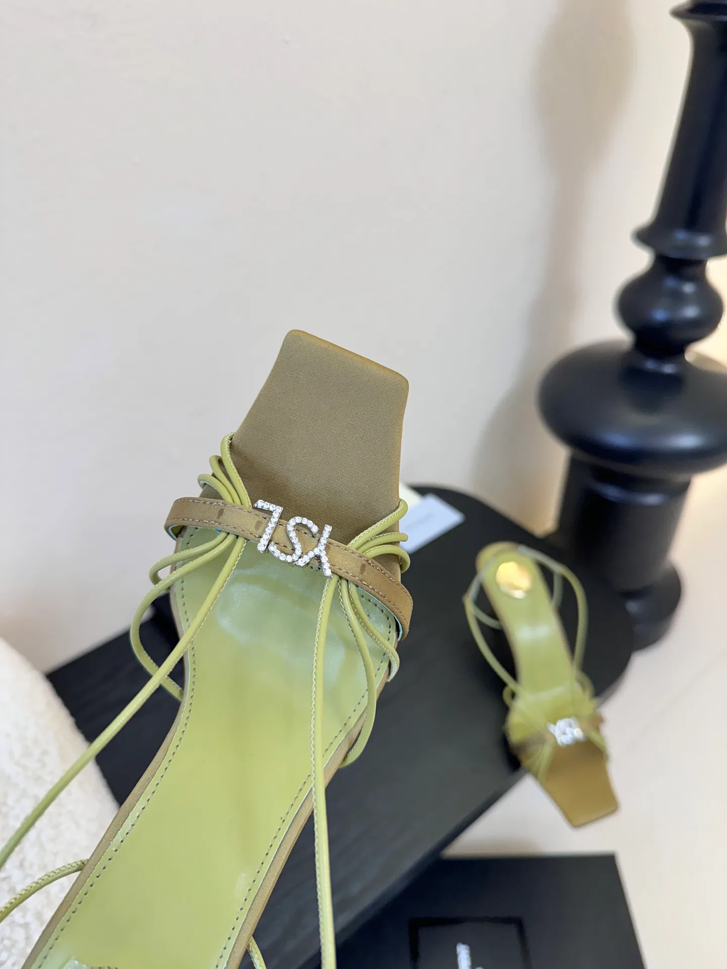 Босоножки Женские Saint Laurent 2387695