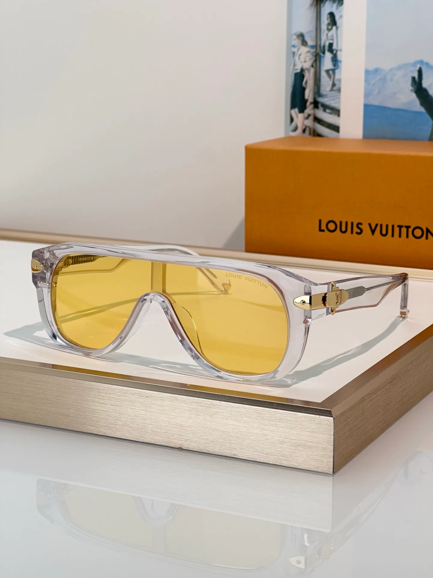 Очки Louis Vuitton 17565444