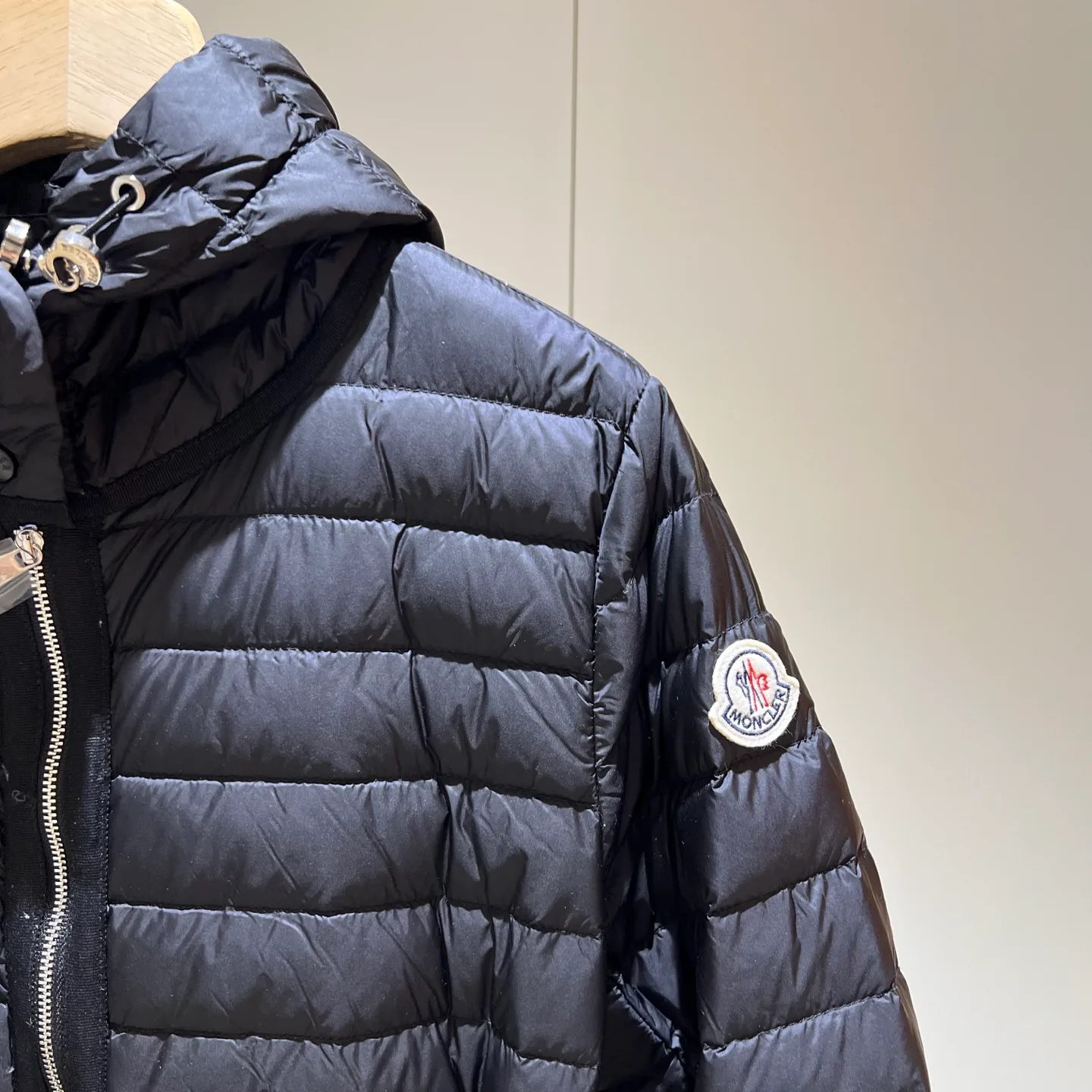 Куртки И Пуховики Женские Moncler 18180089