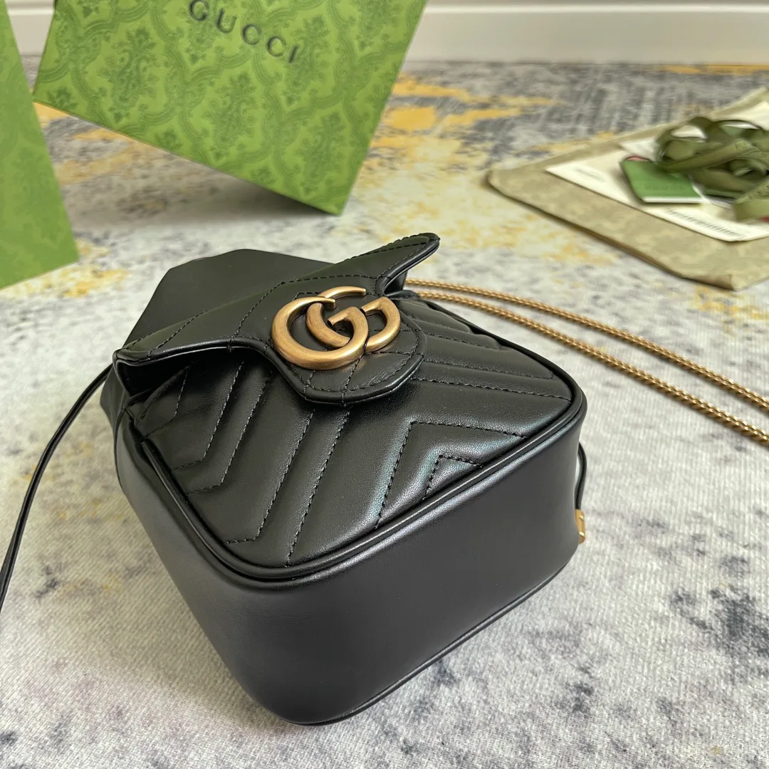 Классические Сумки Женские Gucci 10979018