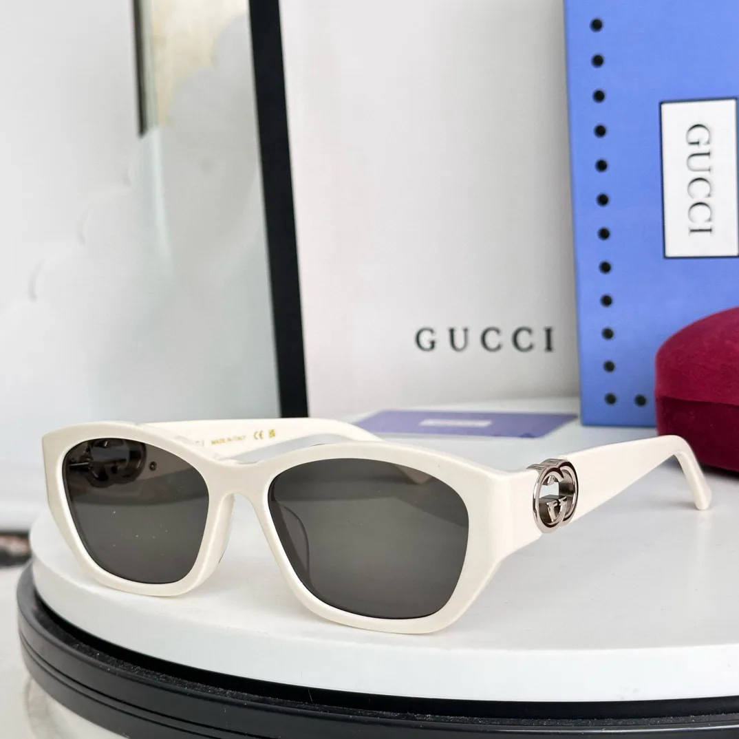 Очки Gucci 12822880