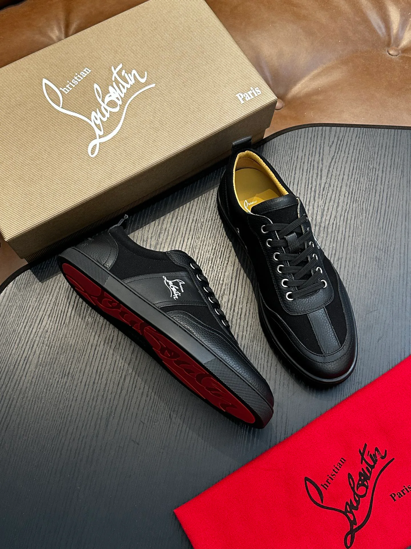 Кроссовки Мужские Christian Louboutin 11606946