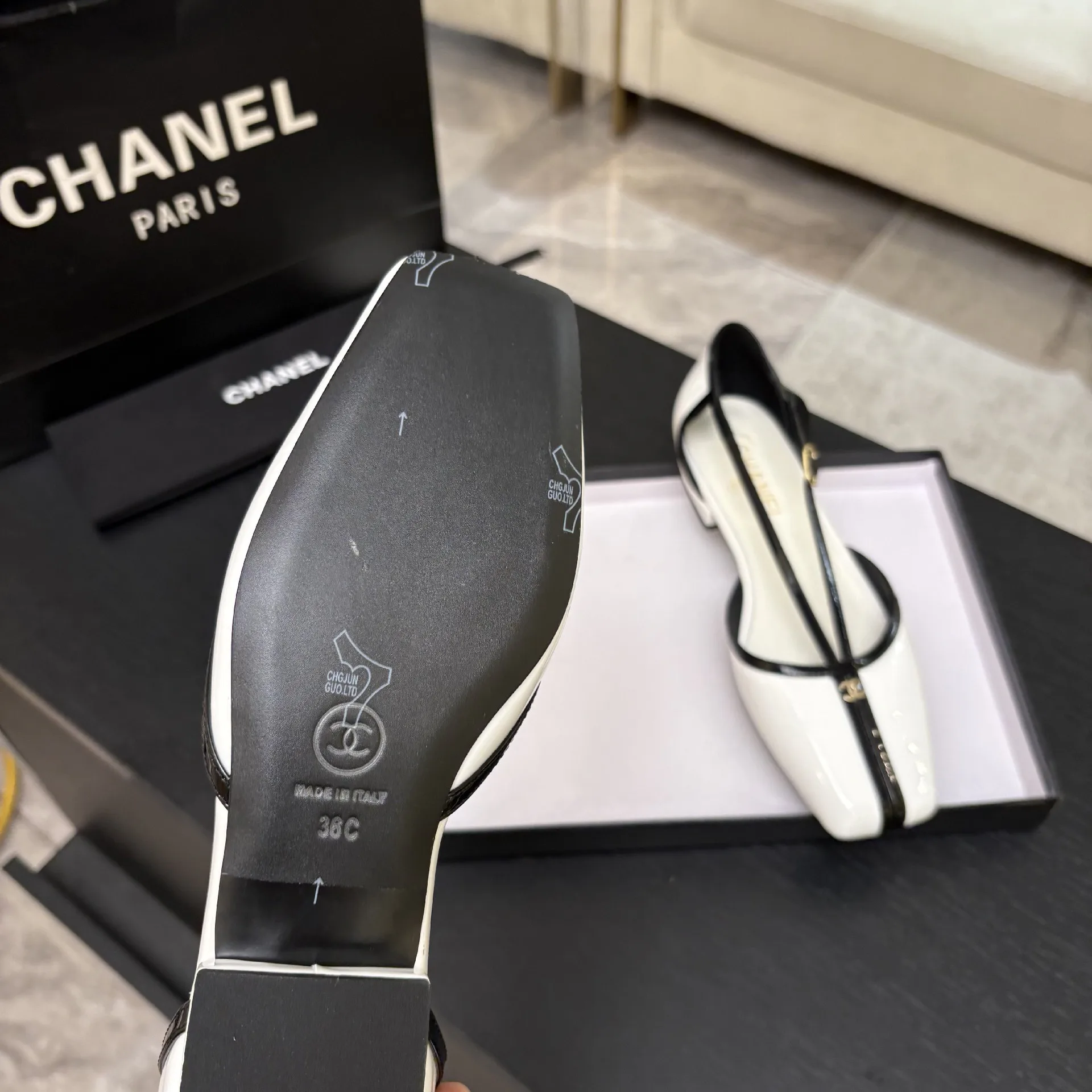 Босоножки Женские Chanel 19418679
