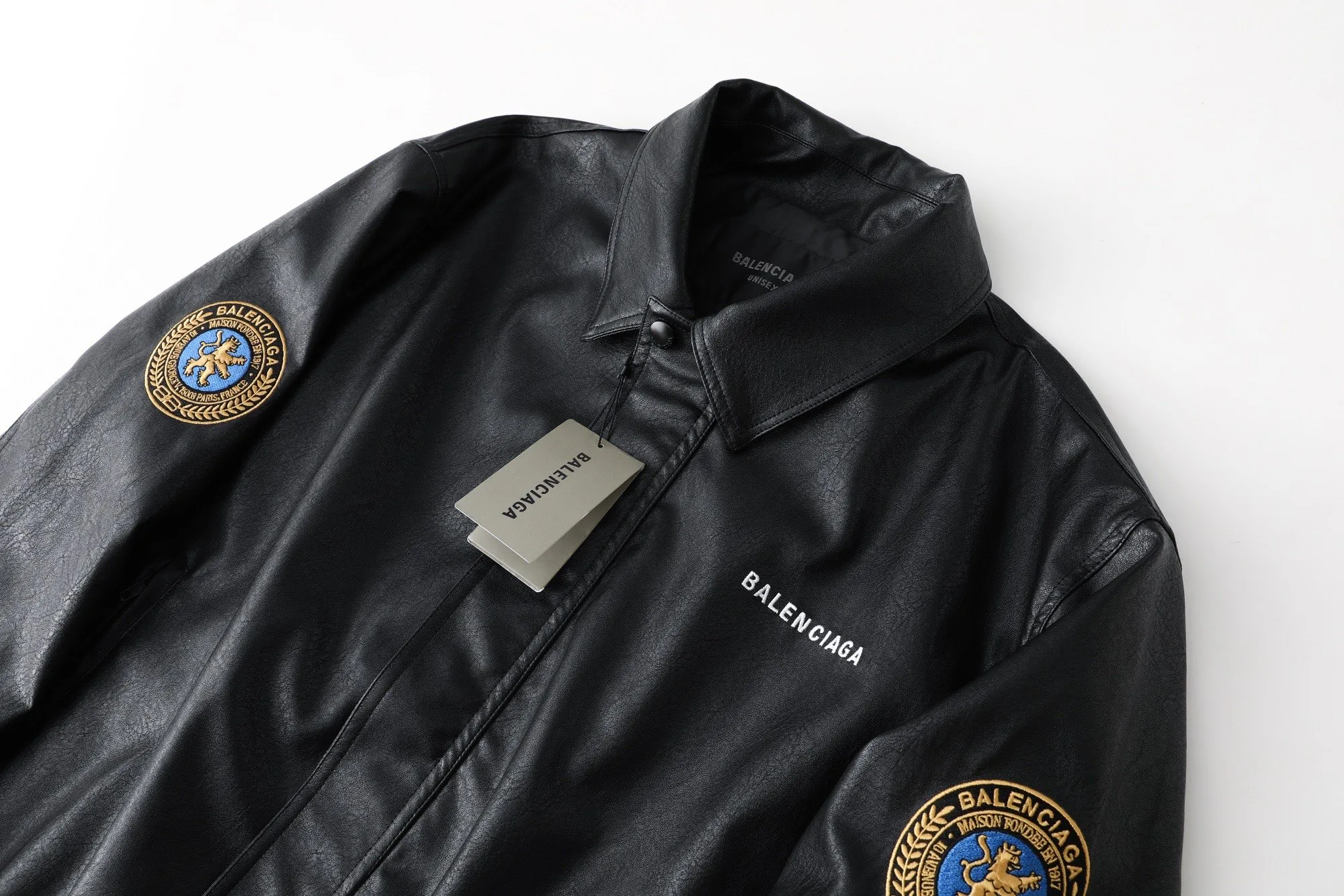 Куртки И Пуховики Женские Balenciaga 215089