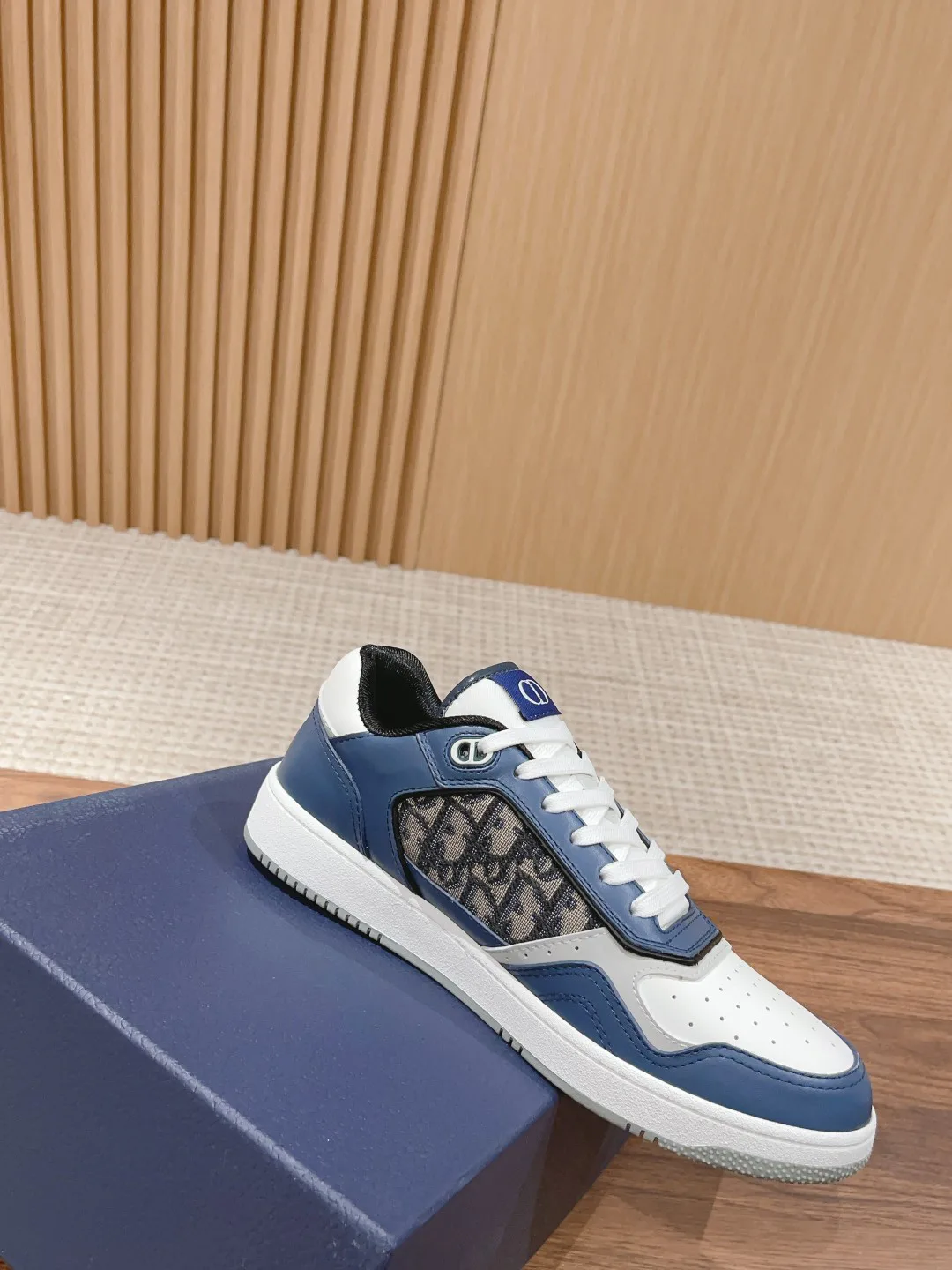 Кроссовки Женские Christian Dior 157522