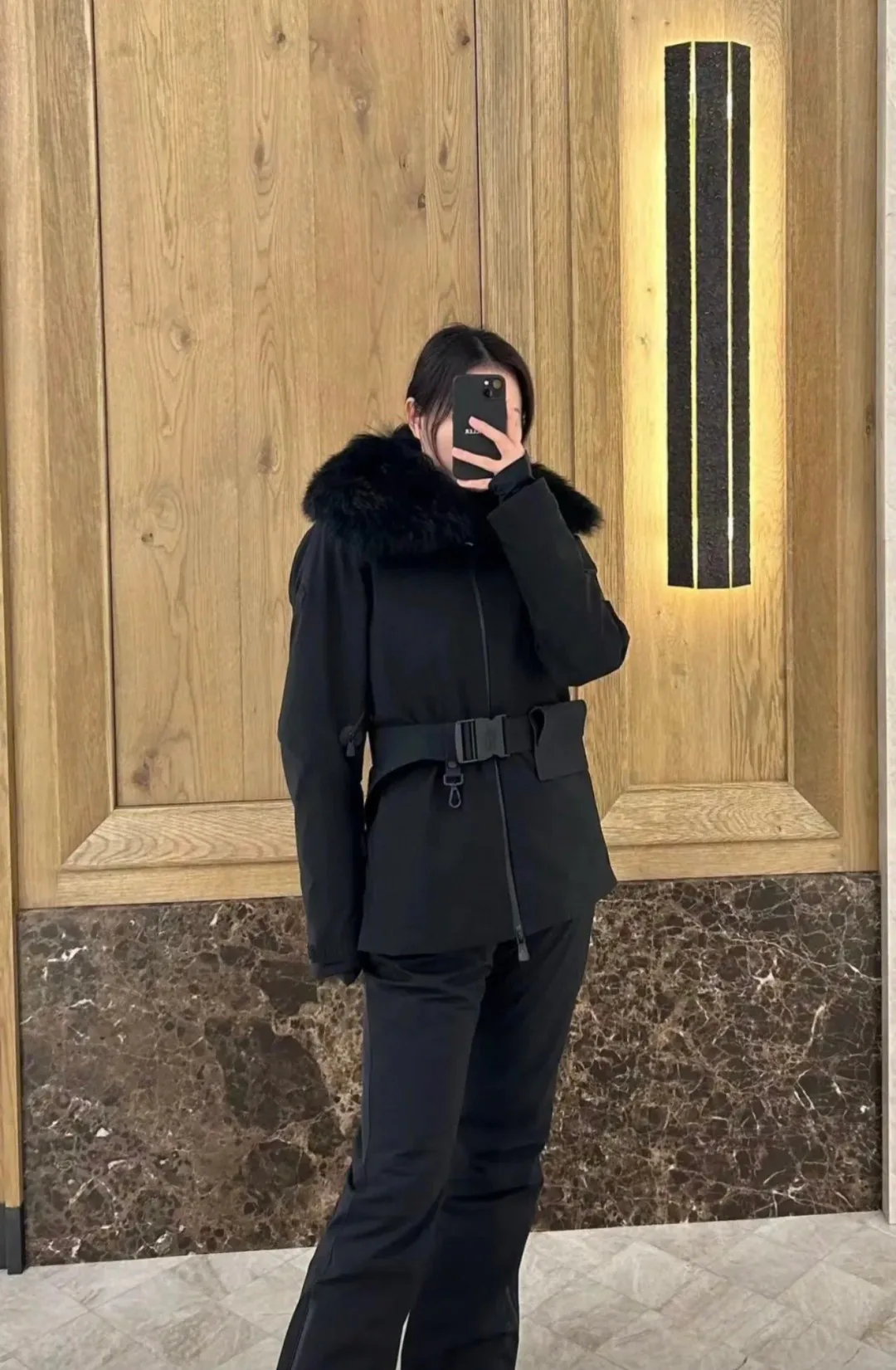 Куртки И Пуховики Женские Moncler 1054257