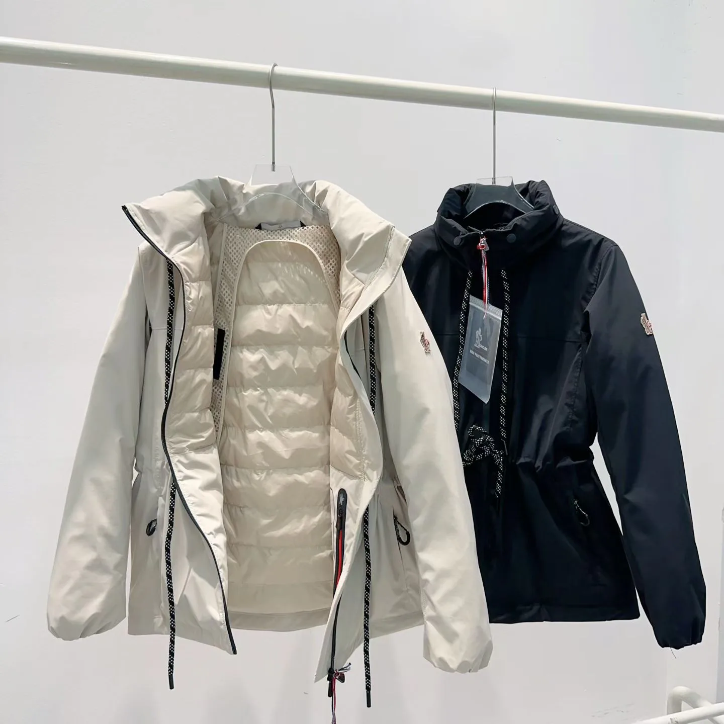 Куртки И Пуховики Женские Moncler 18374113