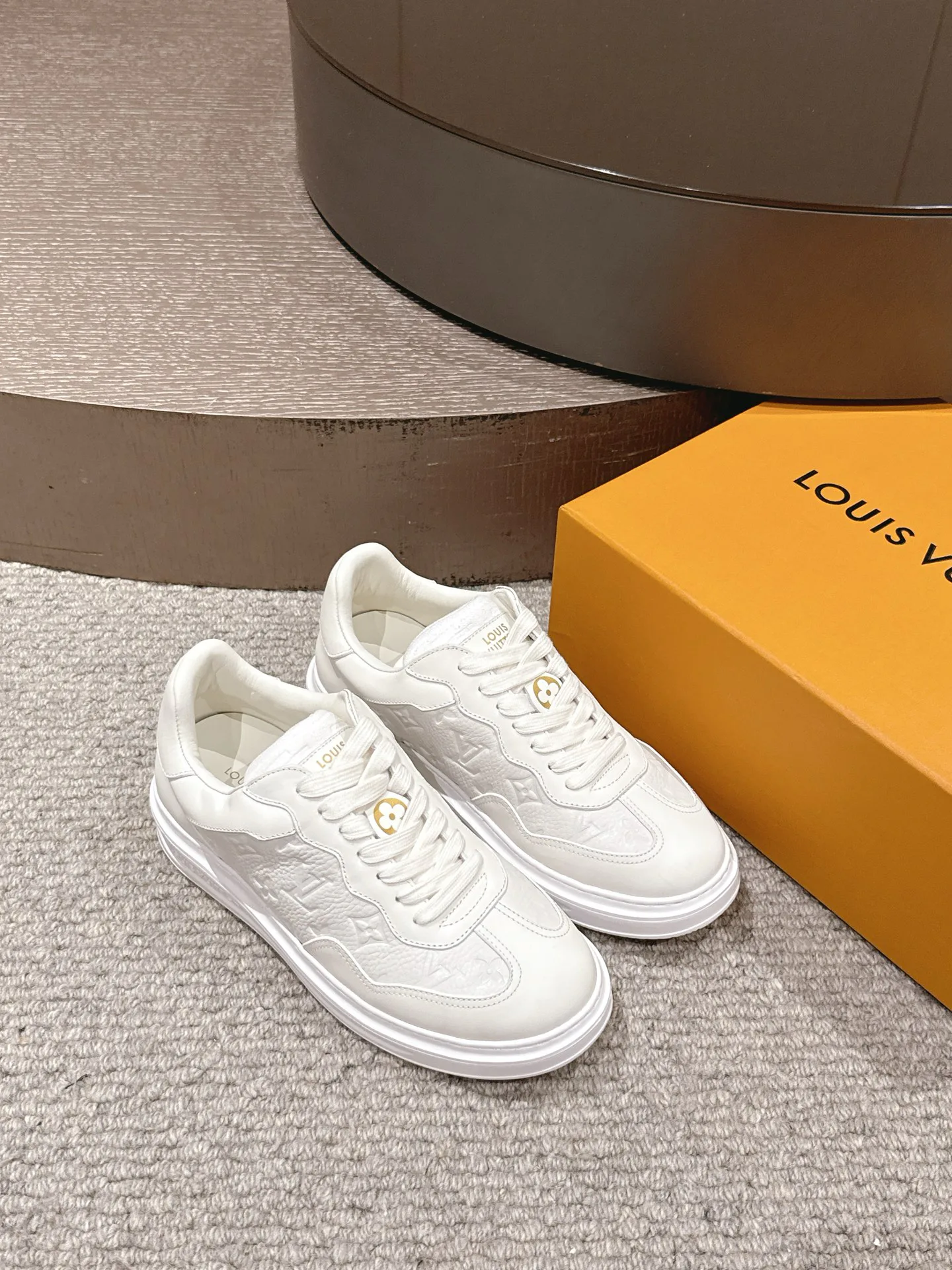 Кроссовки Мужские Louis Vuitton 393125