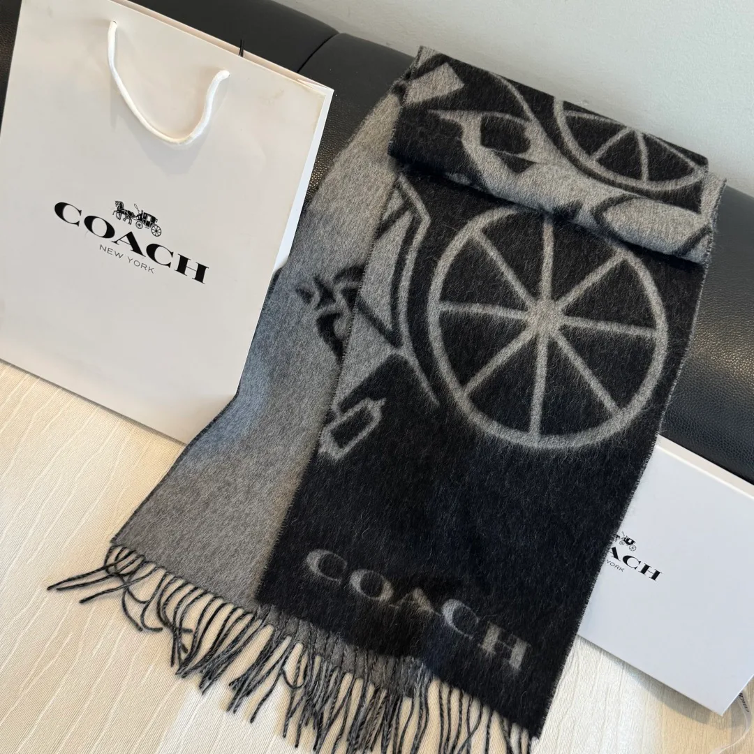 Шарфы Coach 18627073