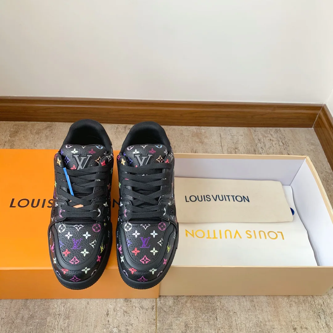 Кроссовки Женские Louis Vuitton 10234386