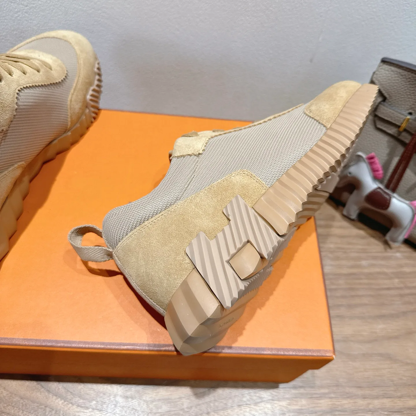 Кроссовки Женские Hermes 9914942