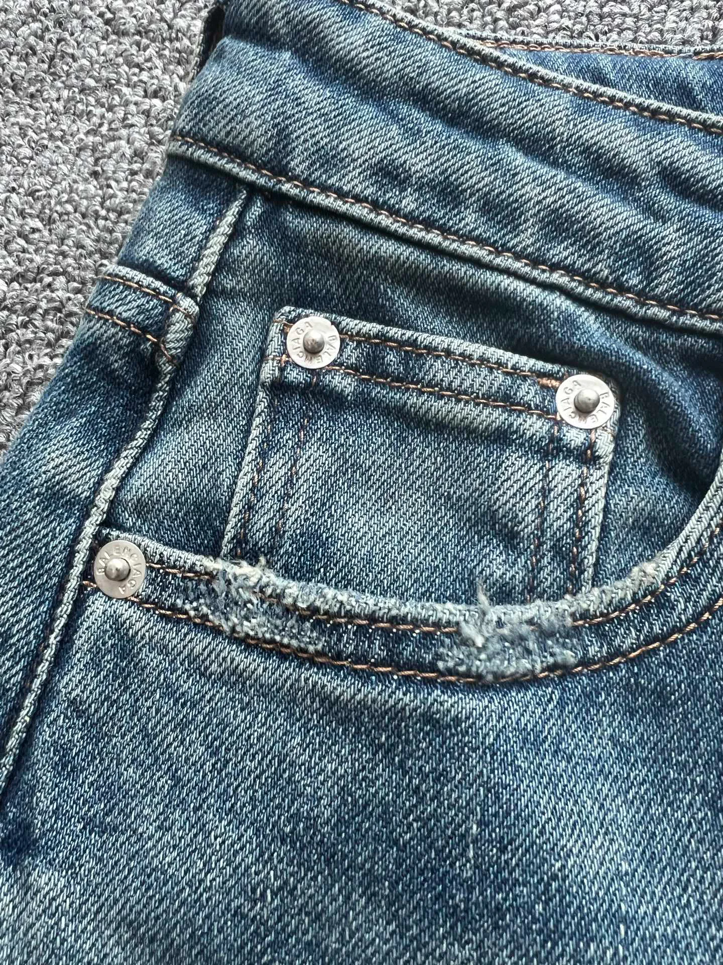 Джинсы Женские Balenciaga 6435