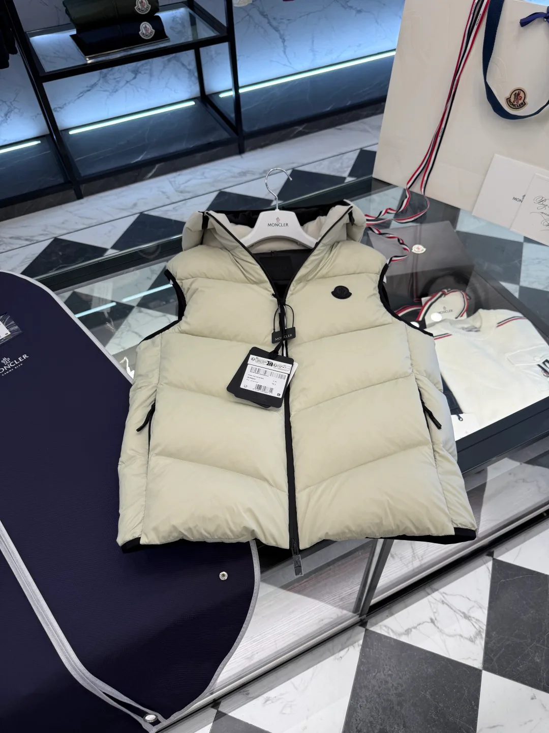 Жилеты Мужские Moncler 4848792