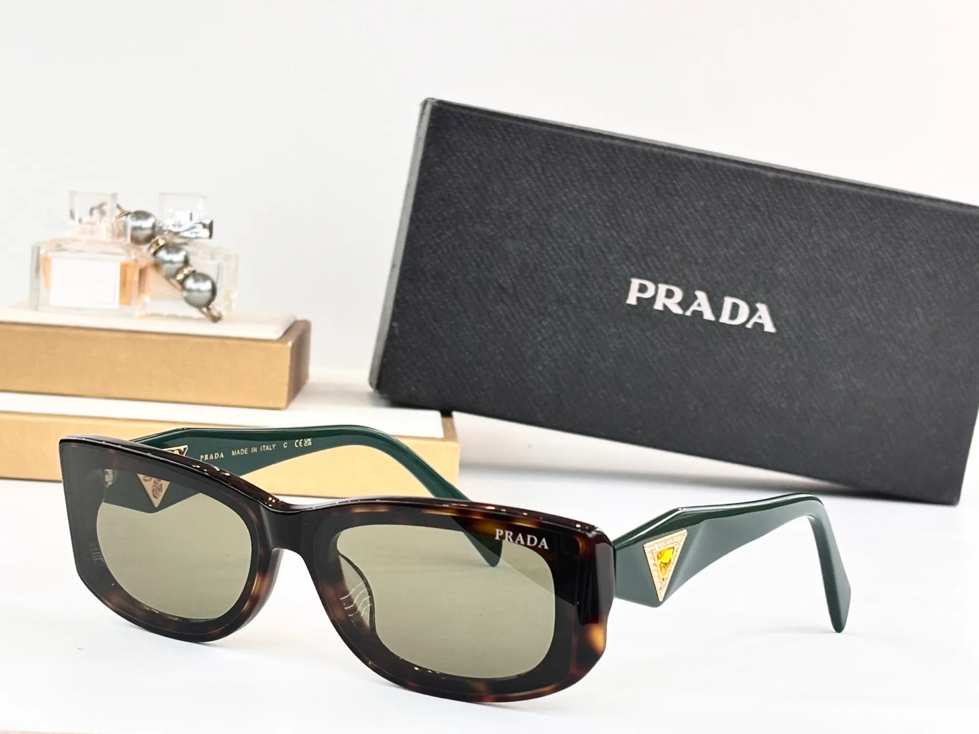 Очки Prada 632442