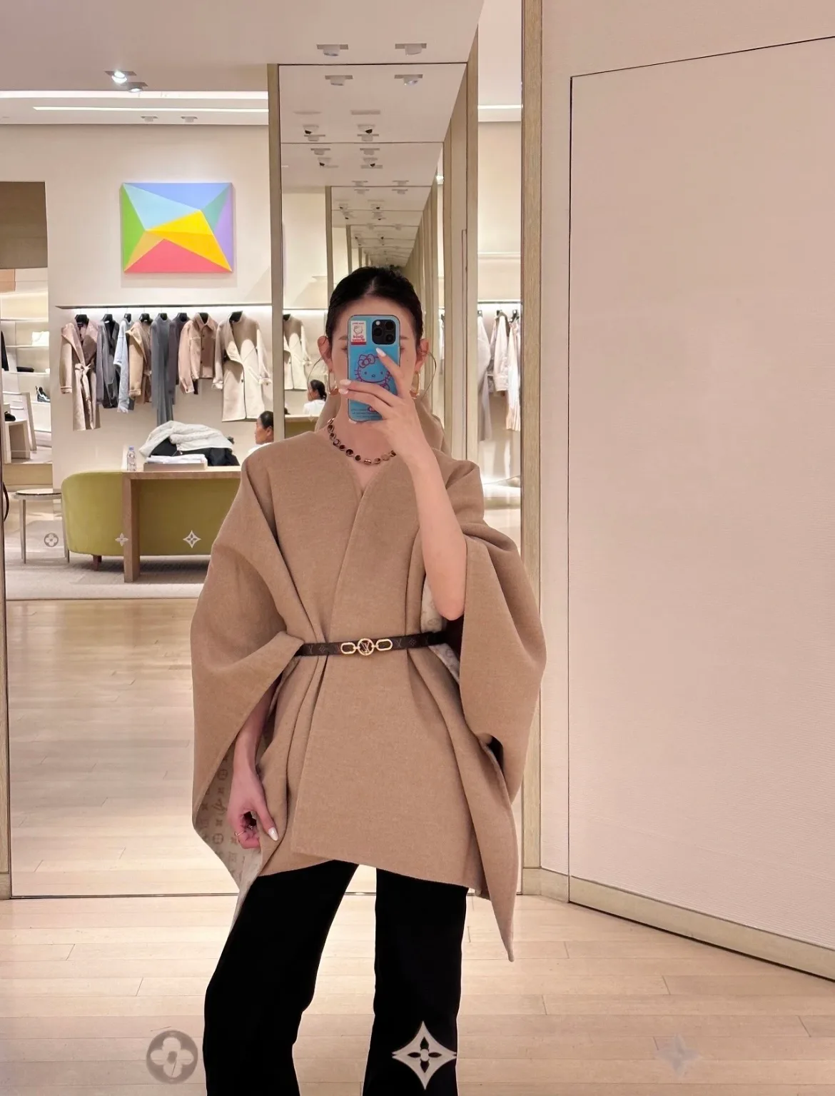 Пальто Женские Louis Vuitton 19578079