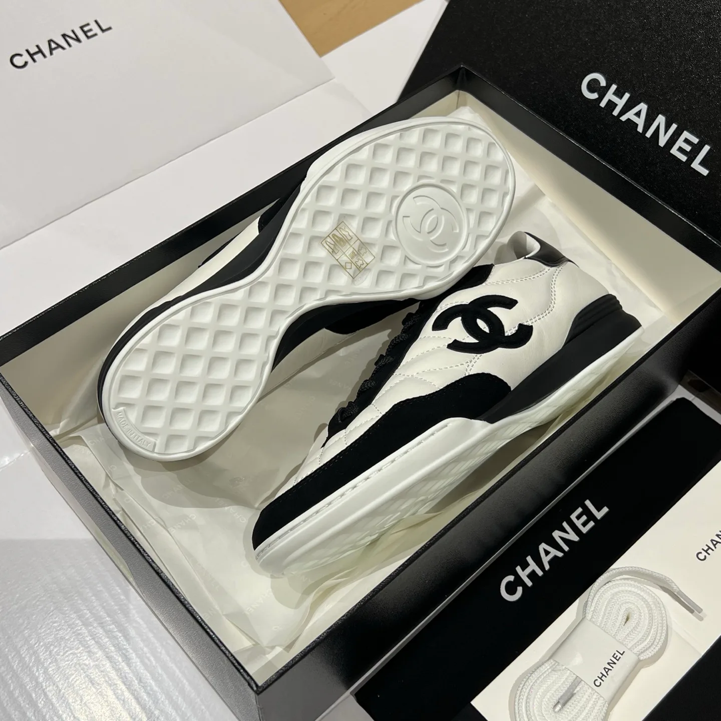 Кроссовки Женские Chanel 13358591