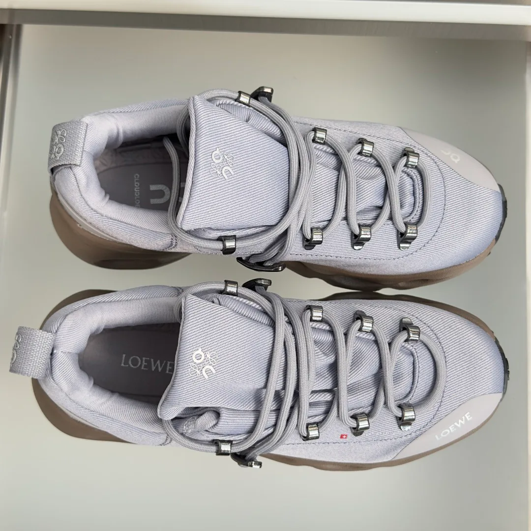 Кроссовки Женские Loewe 18339174