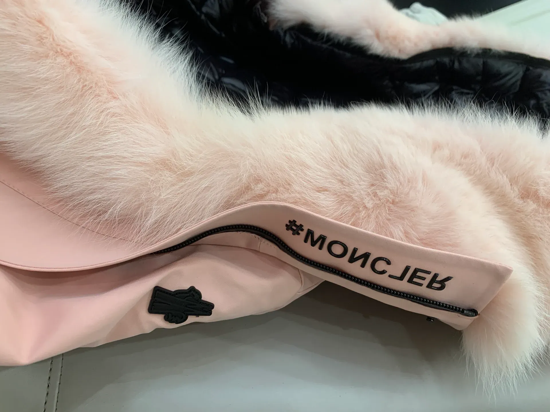 Куртки И Пуховики Женские Moncler 764672