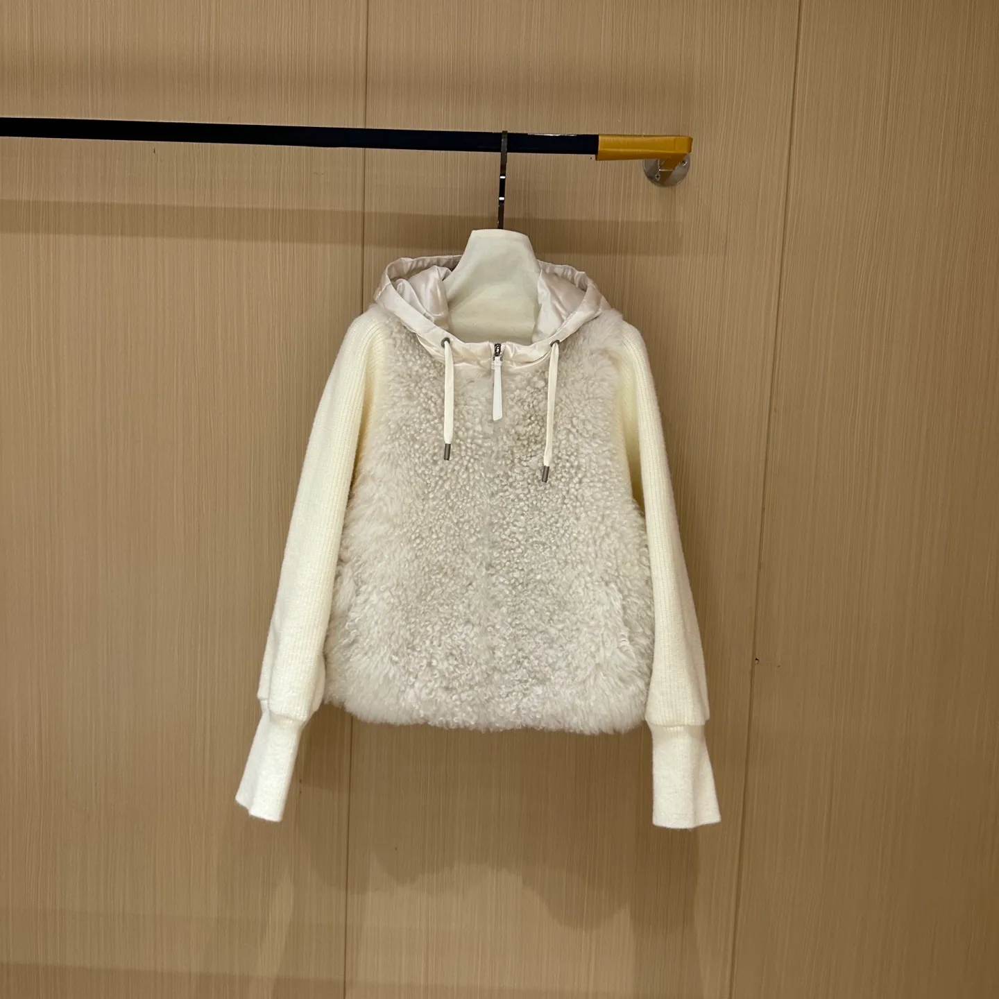 Куртки И Пуховики Женские Brunello Cucinelli 1859260