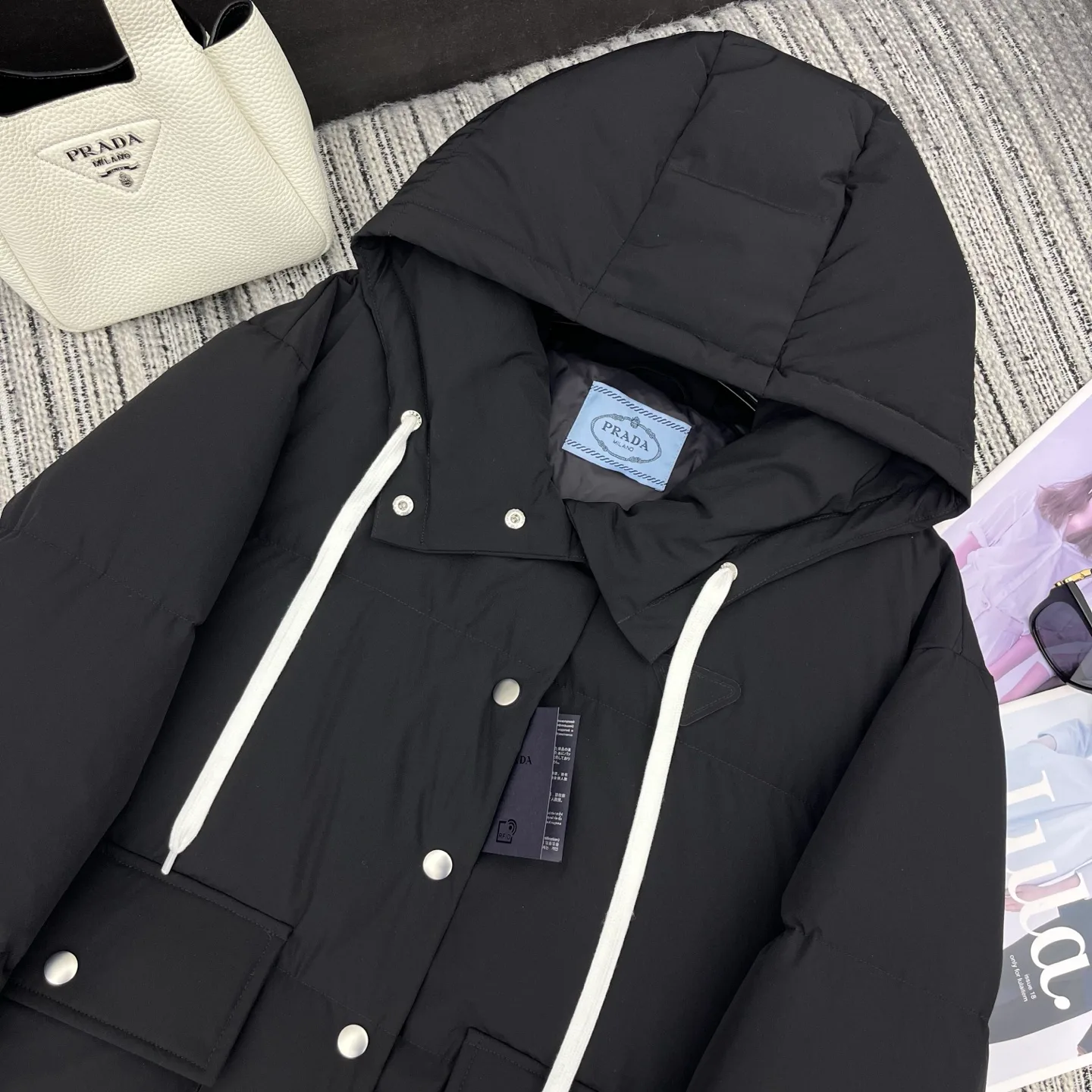 Куртки И Пуховики Женские Prada 286570