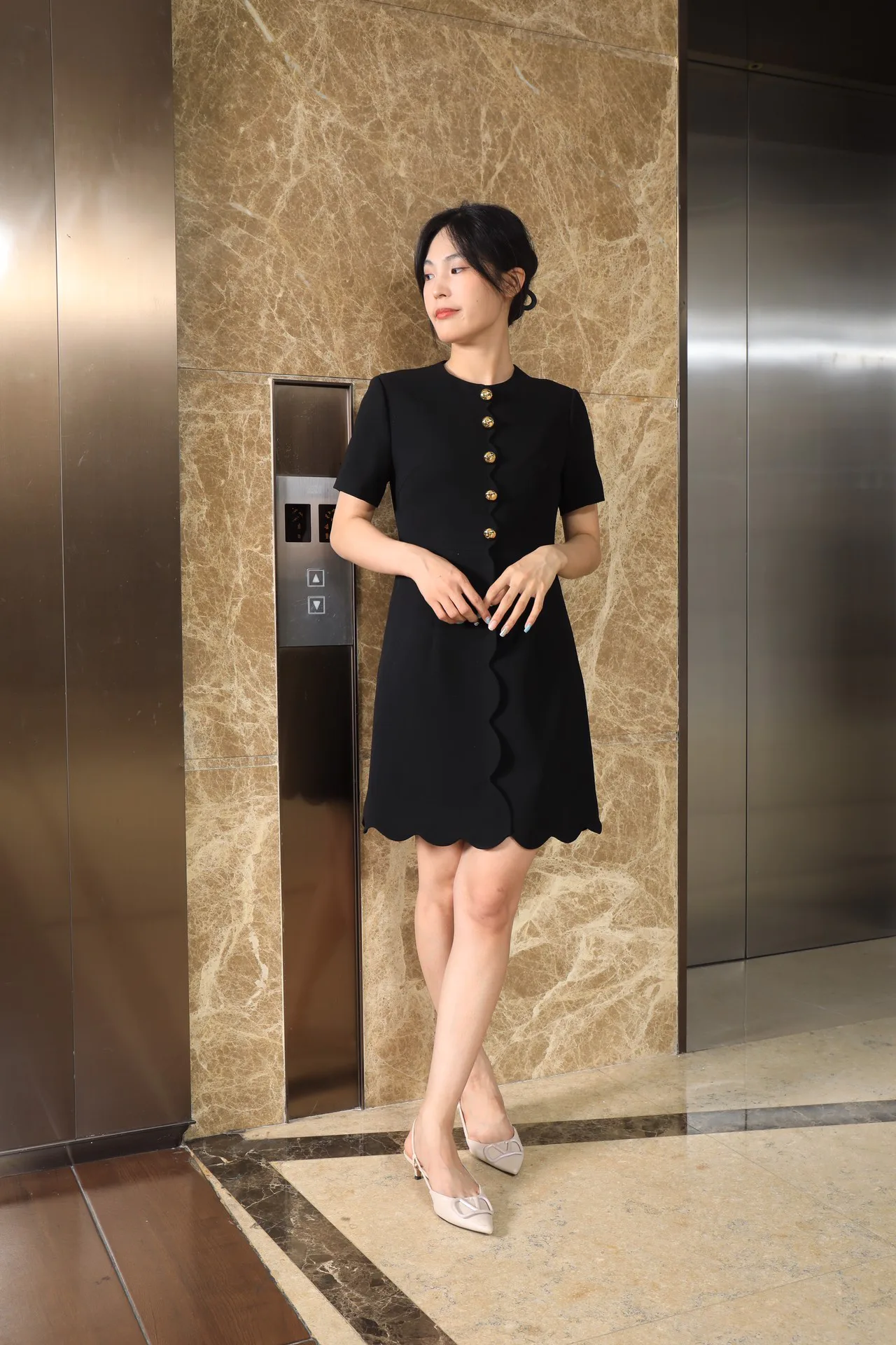 Платья Женские Valentino 11201557