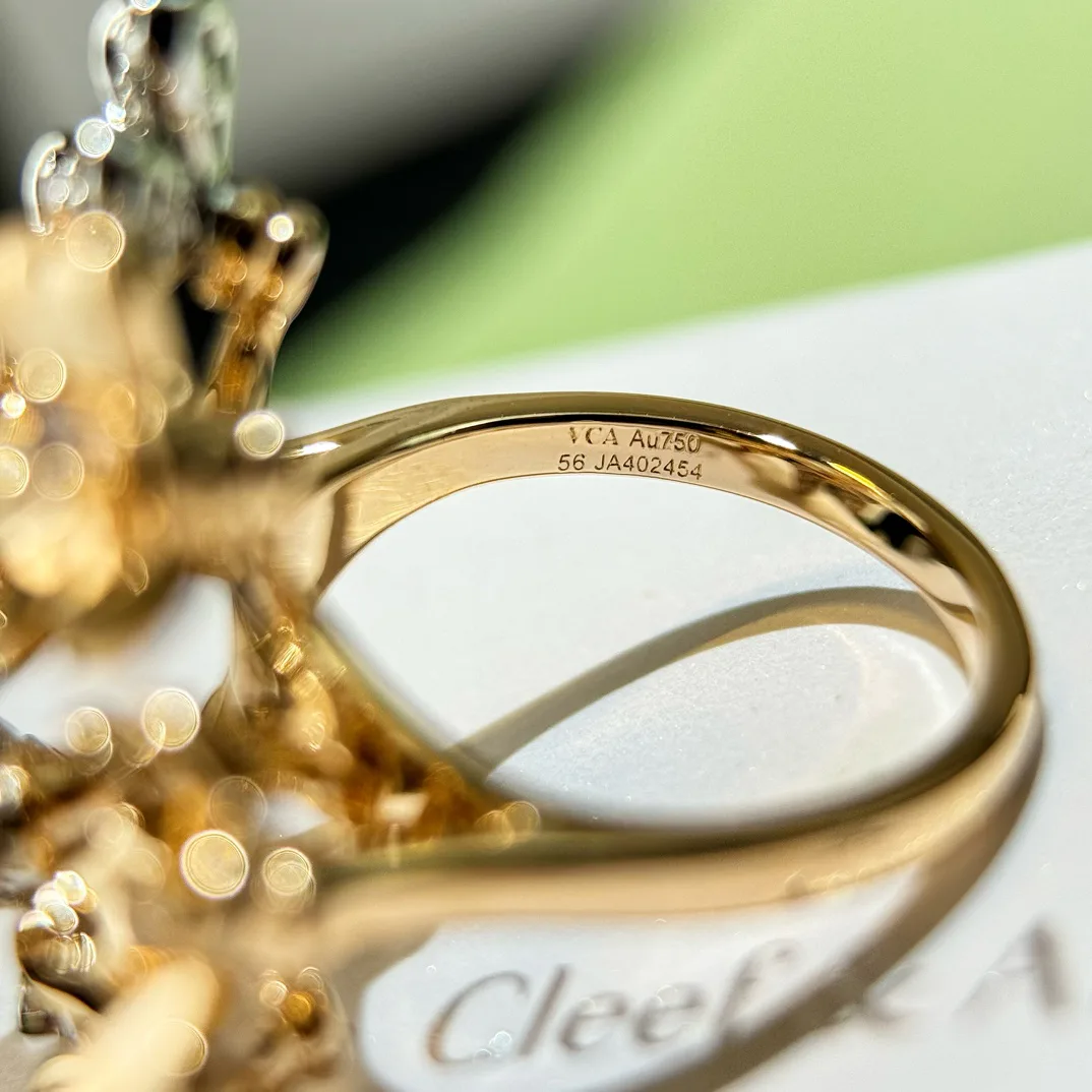 Бижутерия Van Cleef & Arpels 24522