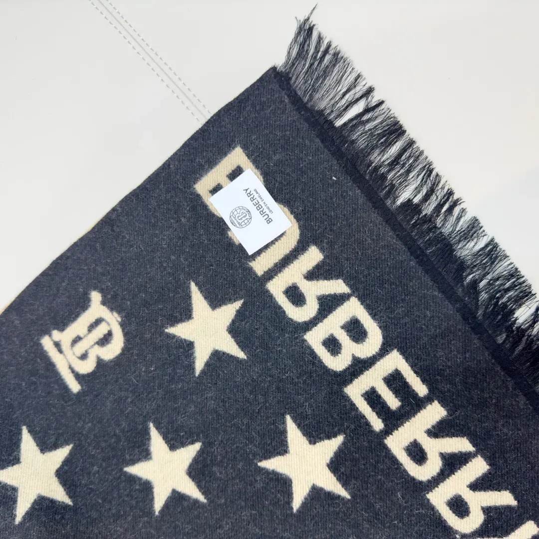 Шарфы Burberry 2243