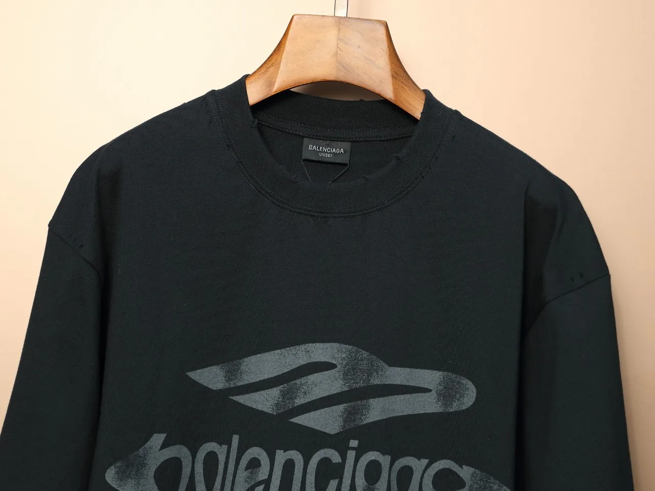 Футболки Женские Balenciaga 27302