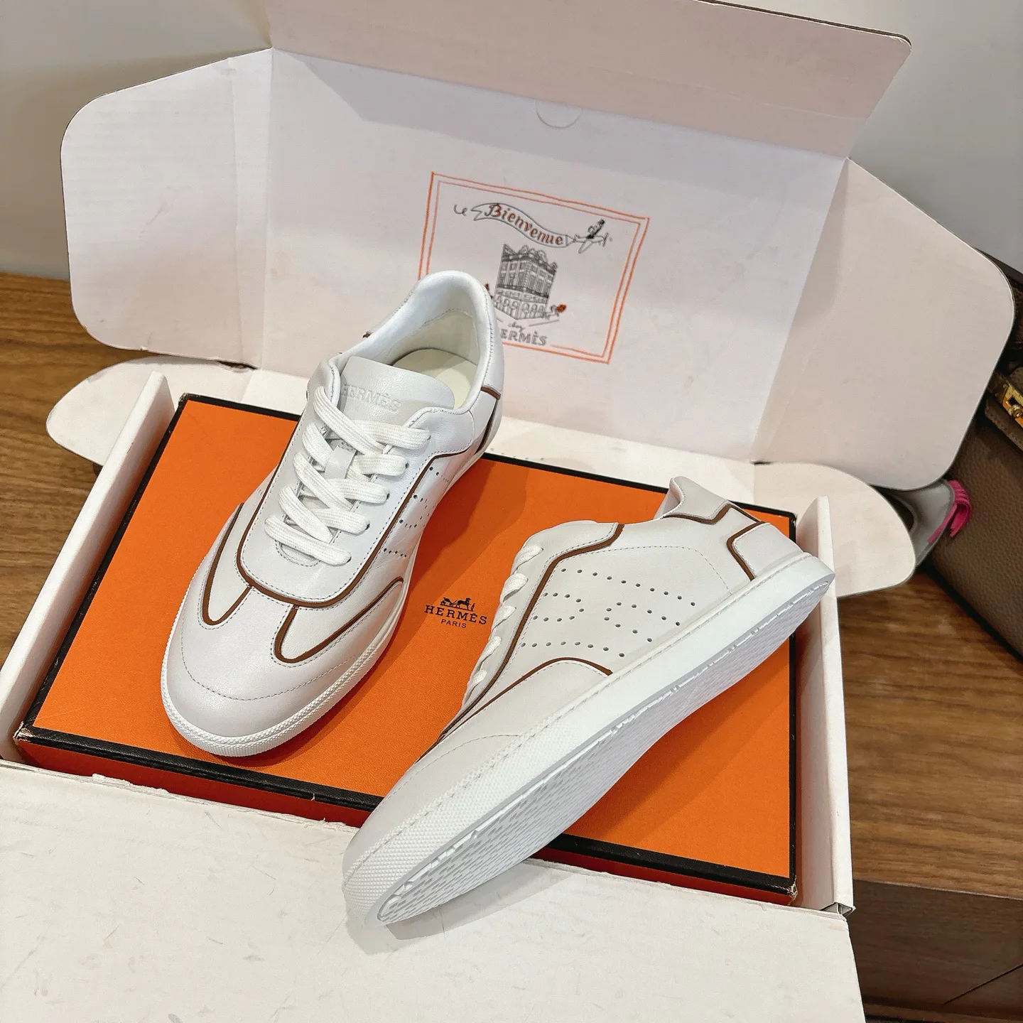 Кроссовки Женские Hermes 10031840